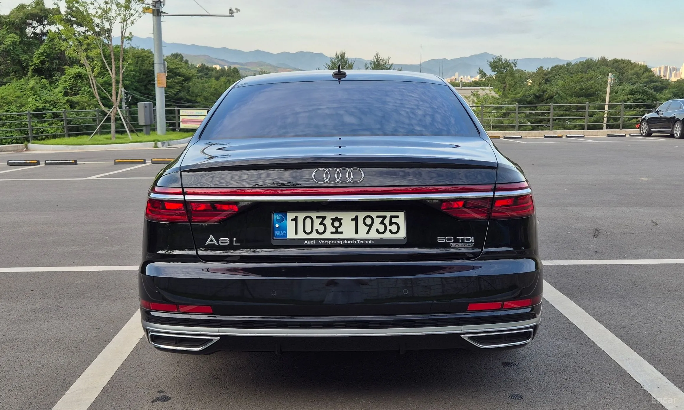 Audi A8 (D5) превью 5