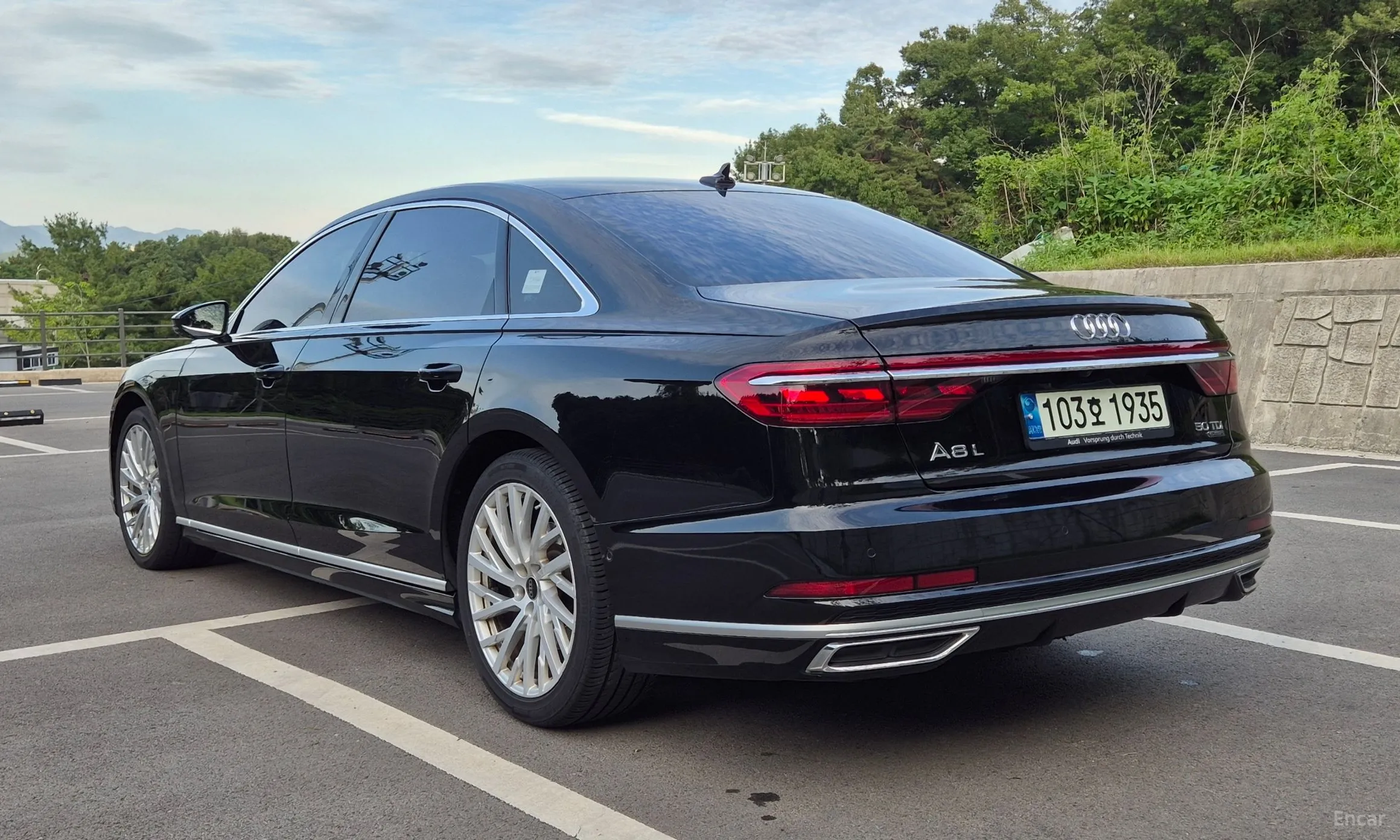 Audi A8 (D5) превью 6