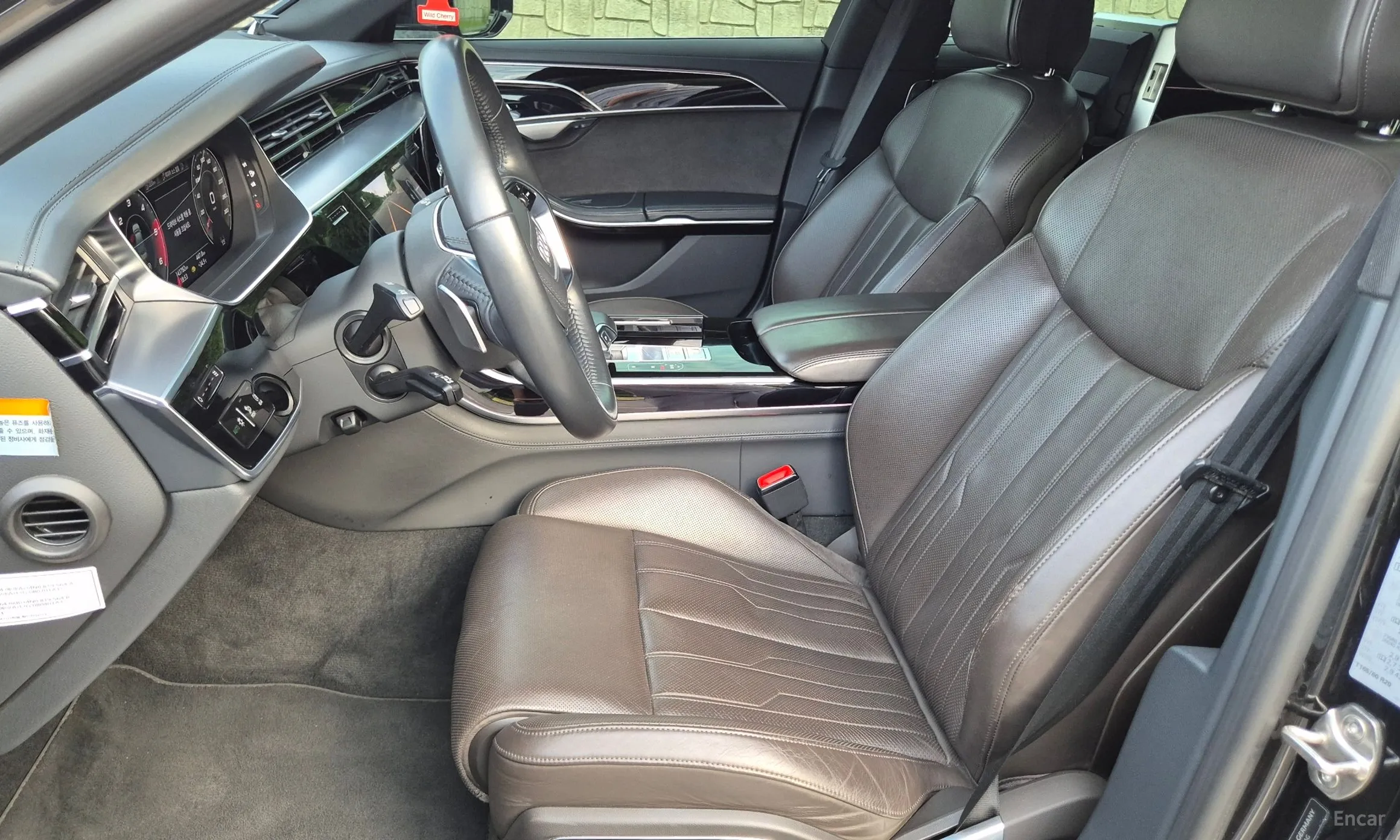 Audi A8 (D5) превью 8