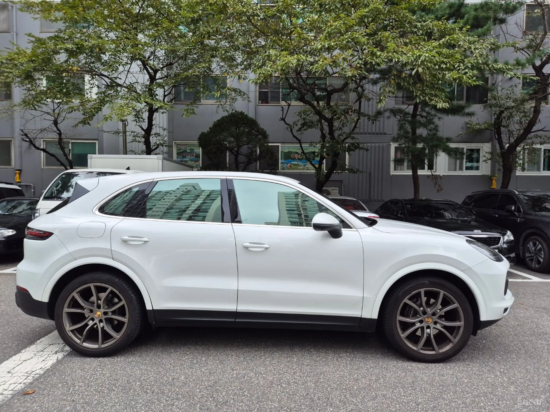 Porsche Cayenne (PO536) превью 6