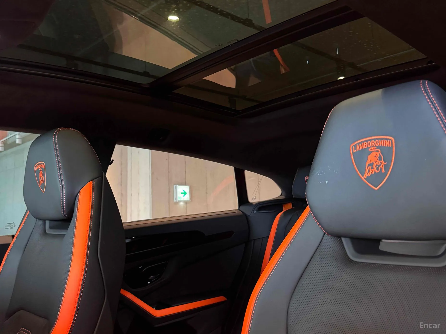 Lamborghini Urus превью 6