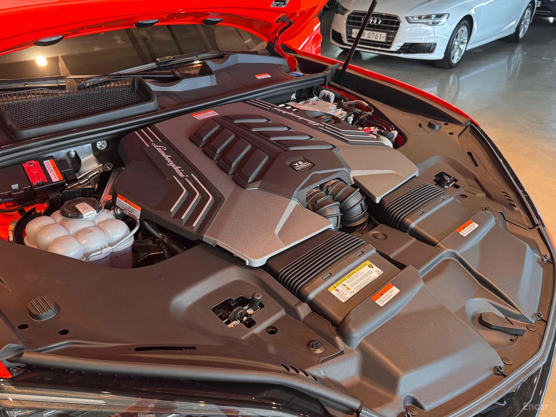 Lamborghini Urus превью 7