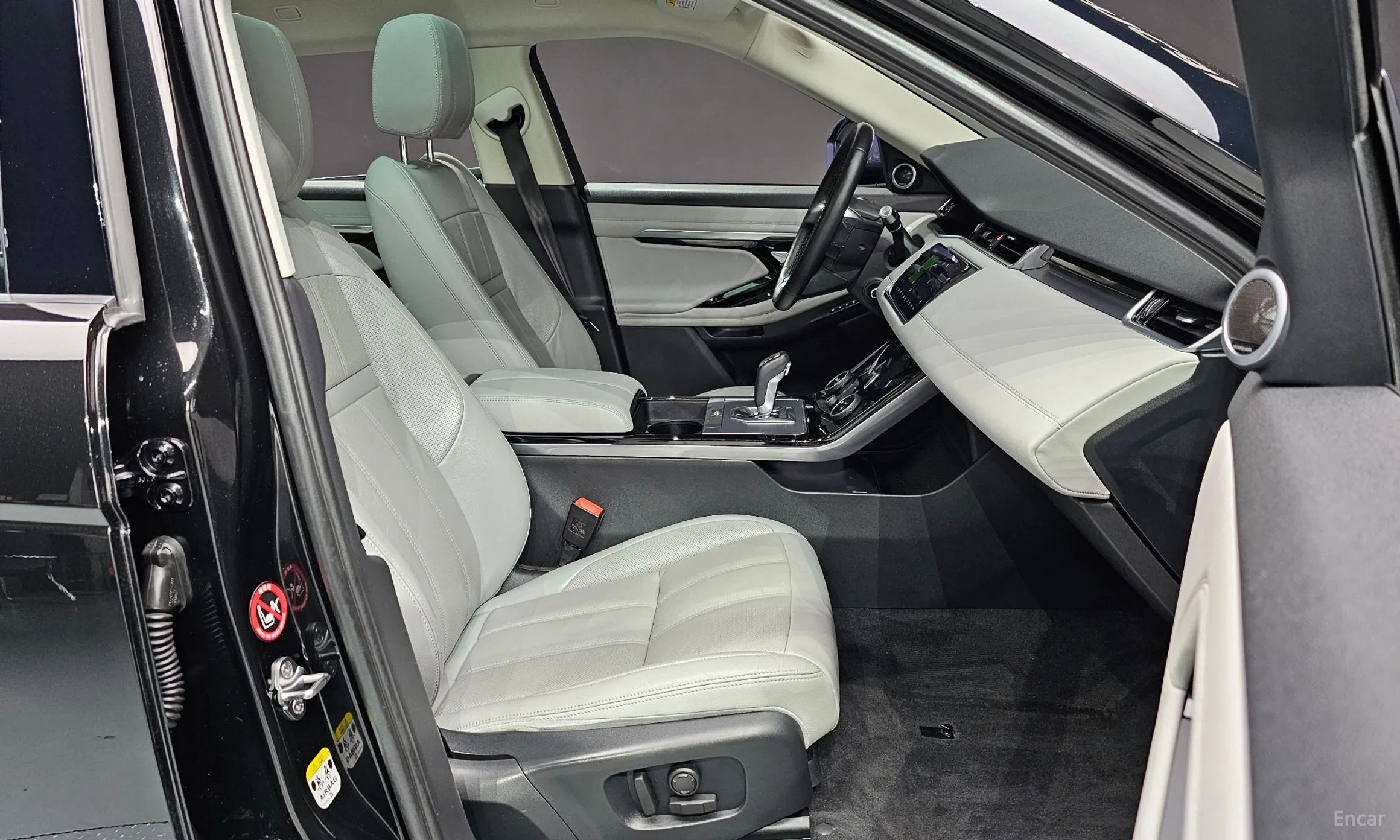 Land Rover Range Rover Evoque 2nd Generation превью 12