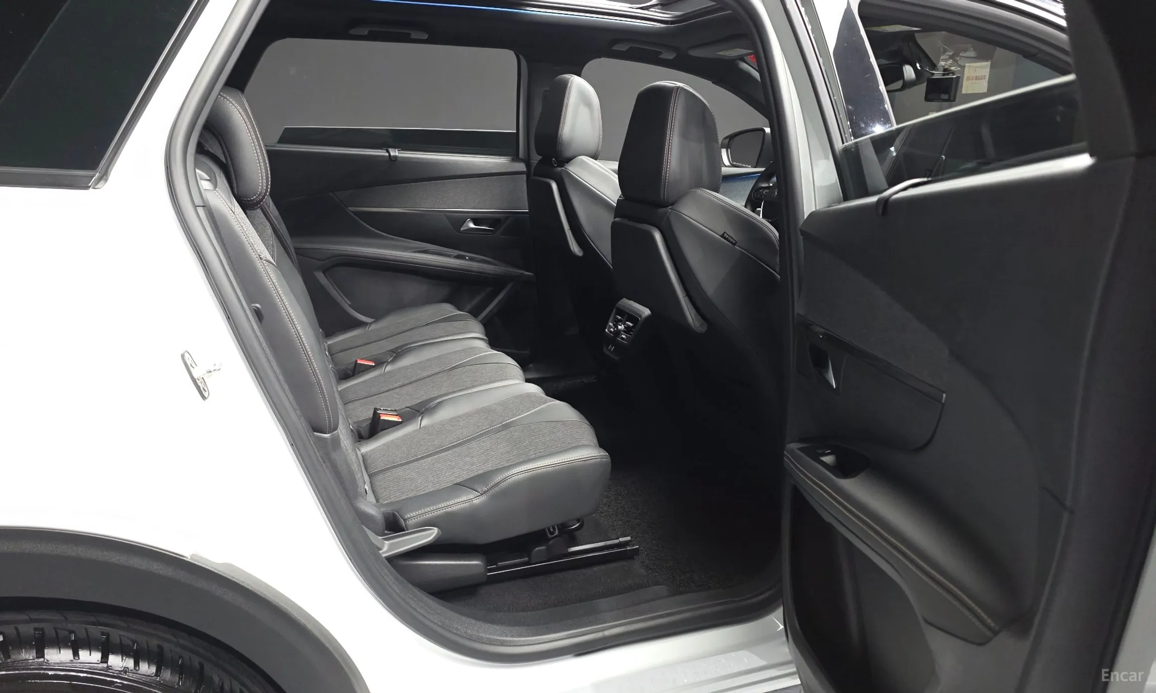 Peugeot 5008 2nd generation превью 12