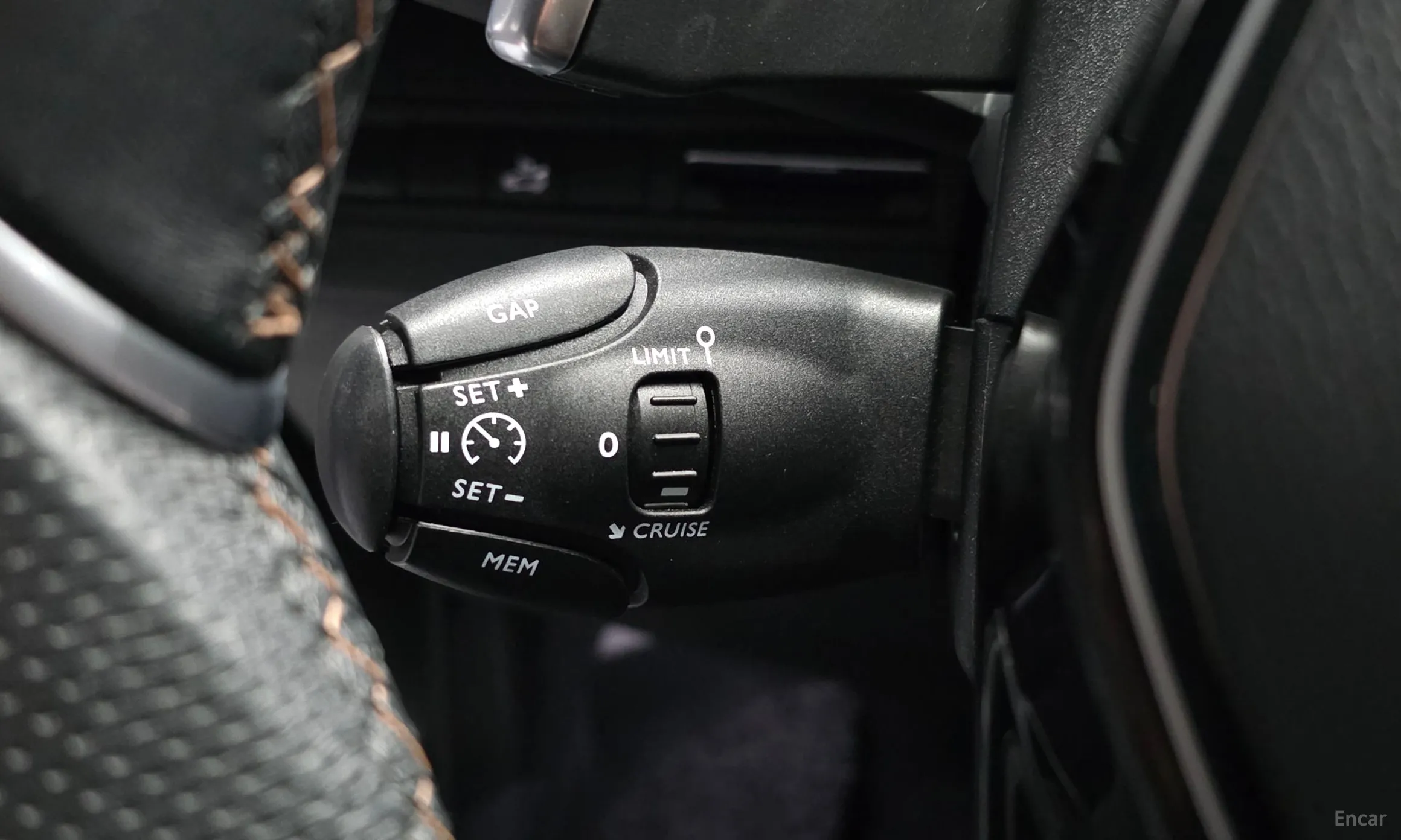 Peugeot 5008 2nd generation превью 19