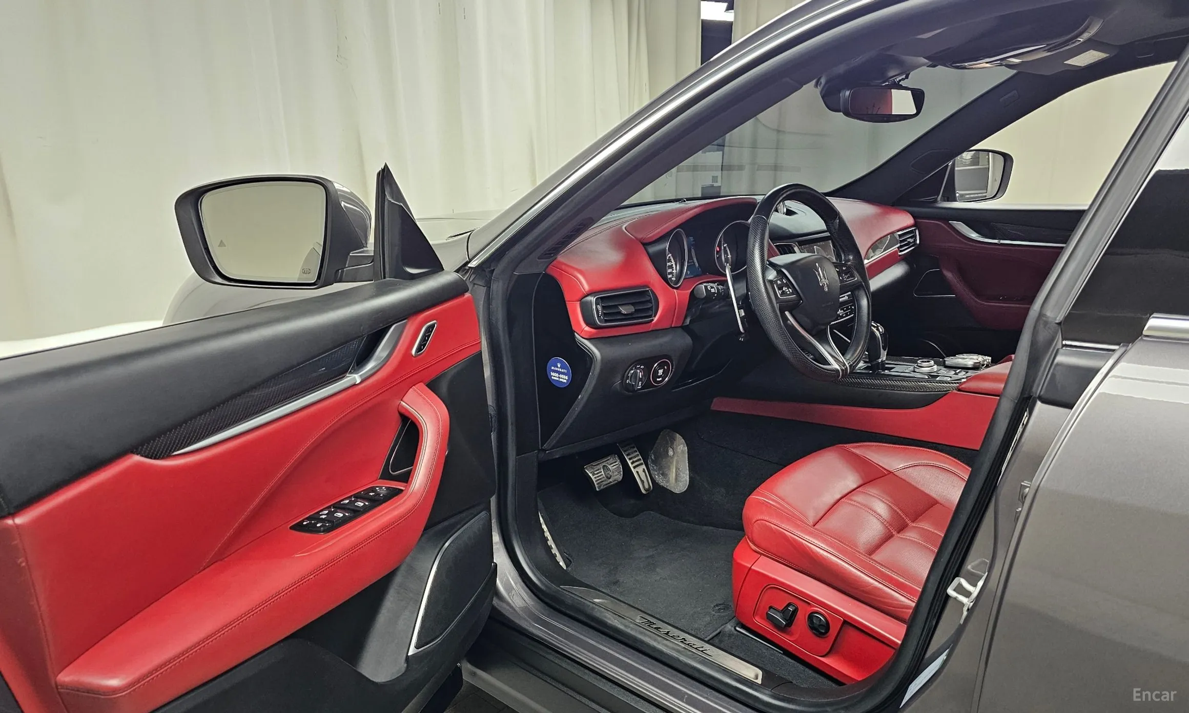 Maserati Levante превью 10