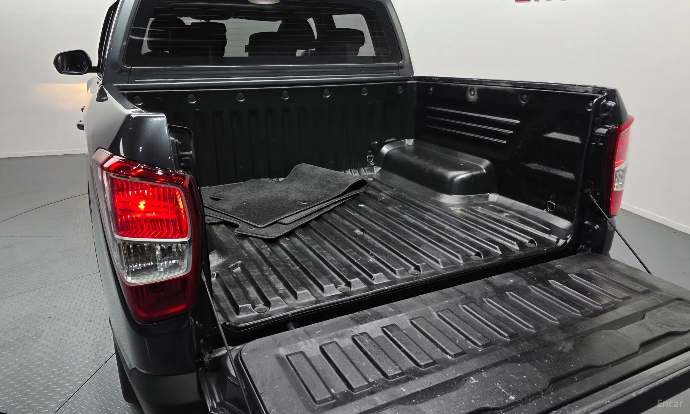 KG Mobility (SsangYong) Rexton Sports превью 17