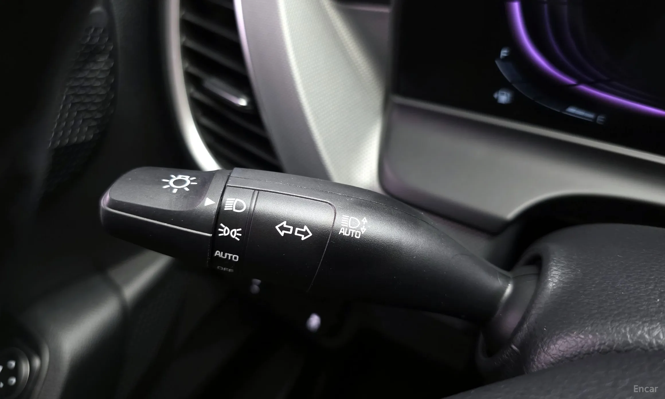 Kia Seltos превью 18