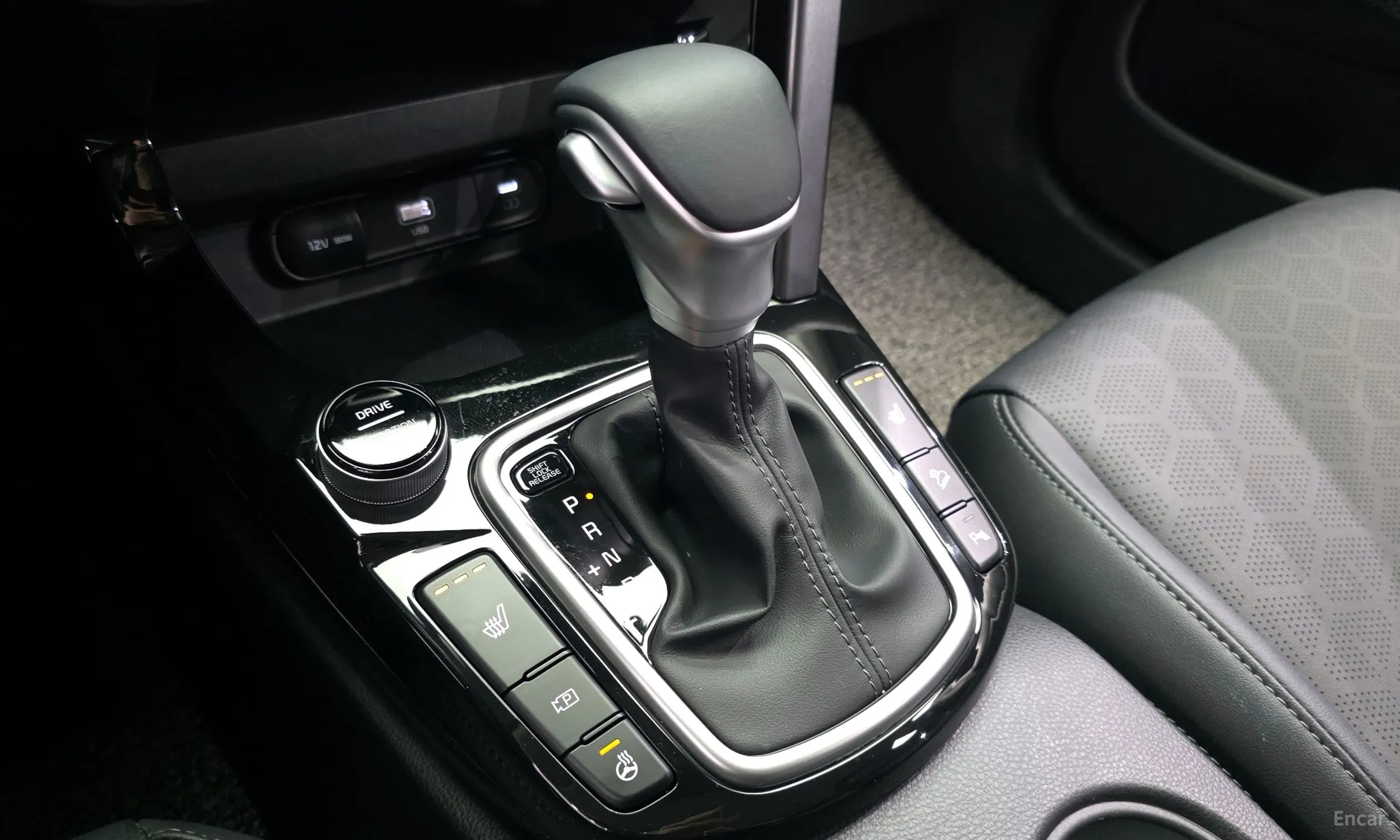 Kia Seltos превью 9