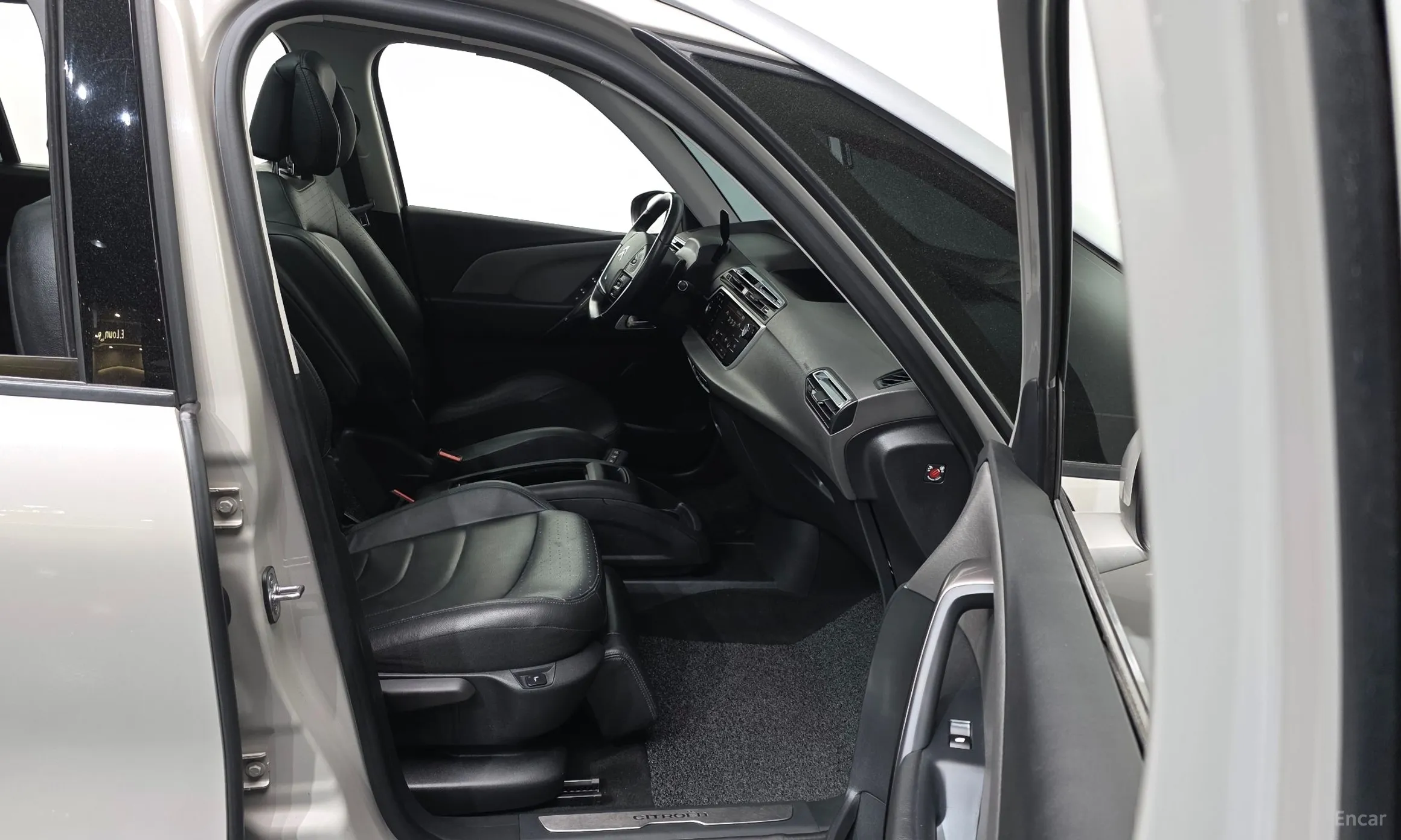 Citroën/DS Grand C4 Picasso превью 11