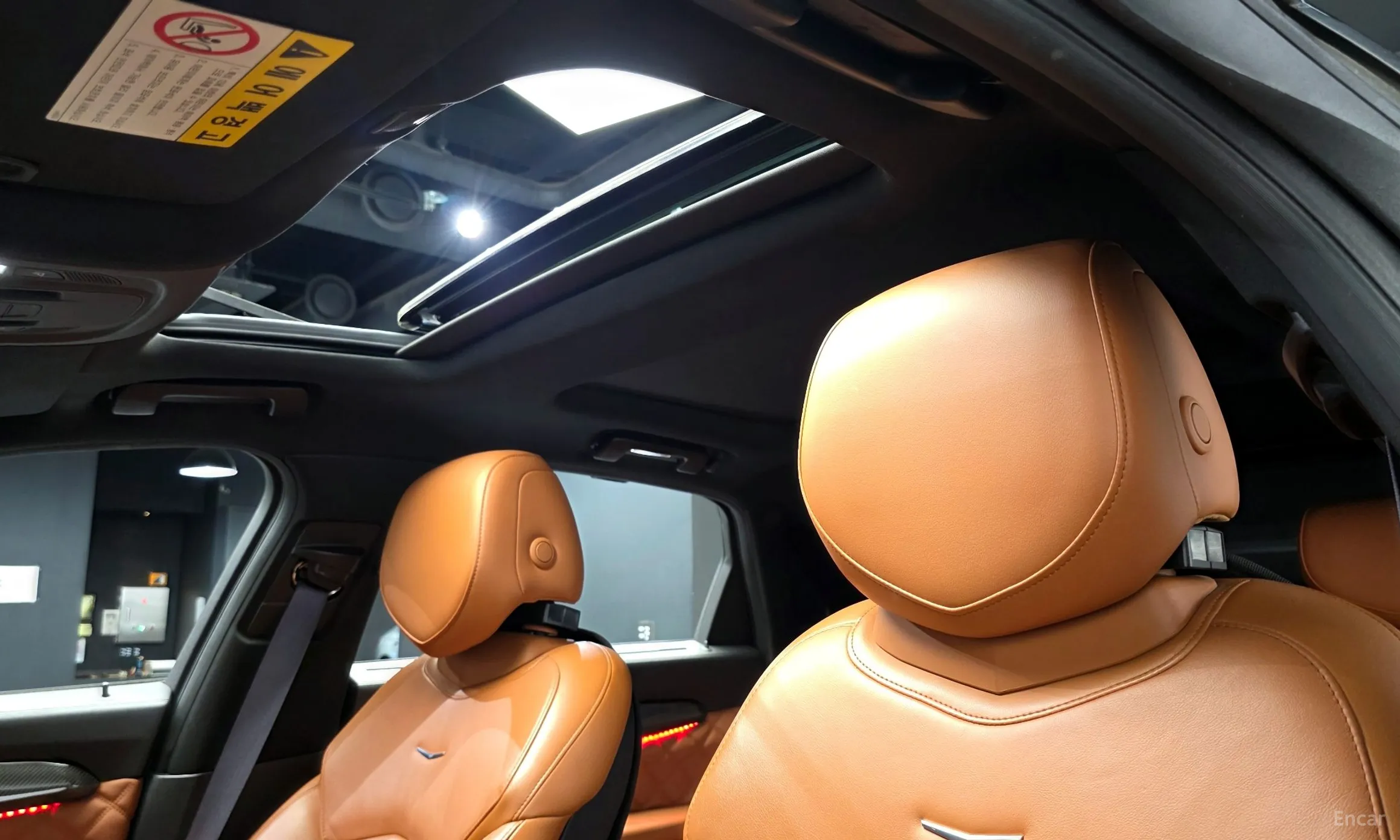 Cadillac CT6 превью 16