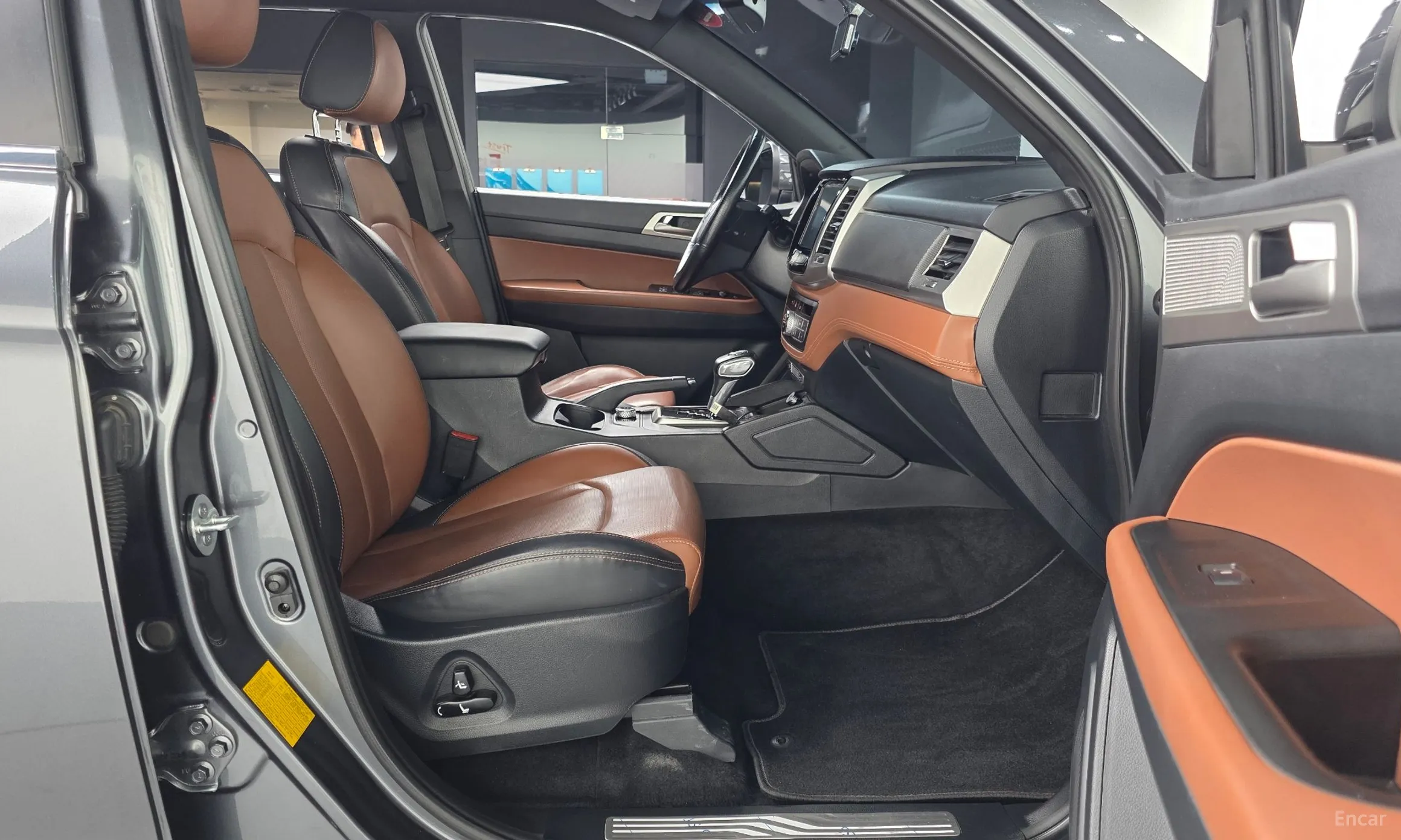 KG Mobility (SsangYong) Rexton Sports Khan превью 11