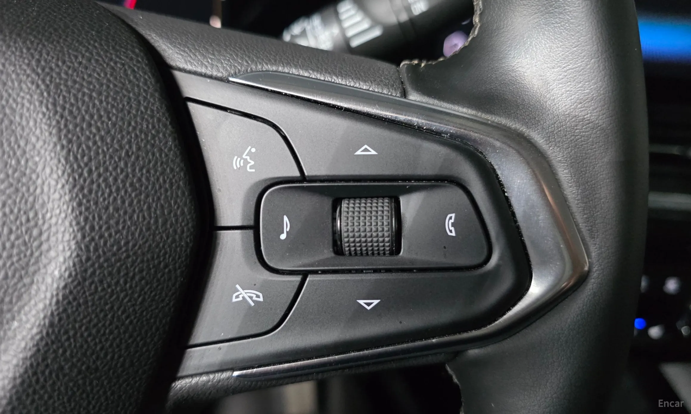 Chevrolet (GM Daewoo) Trax Crossover превью 16