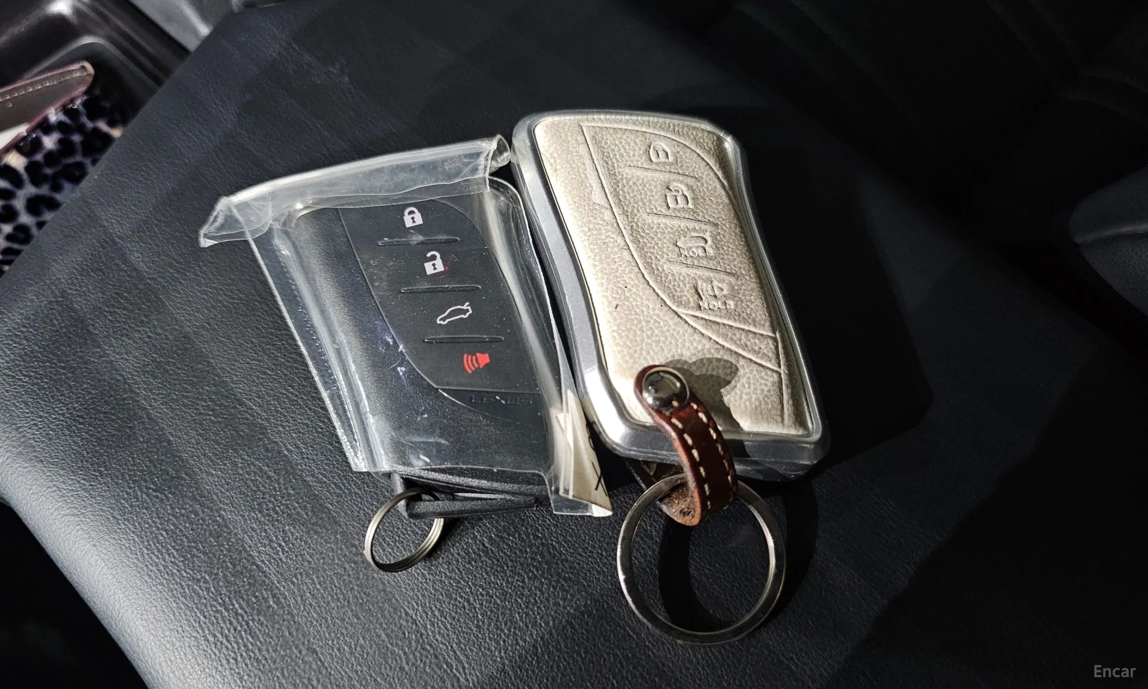 Lexus ES300h 7th Generation превью 17