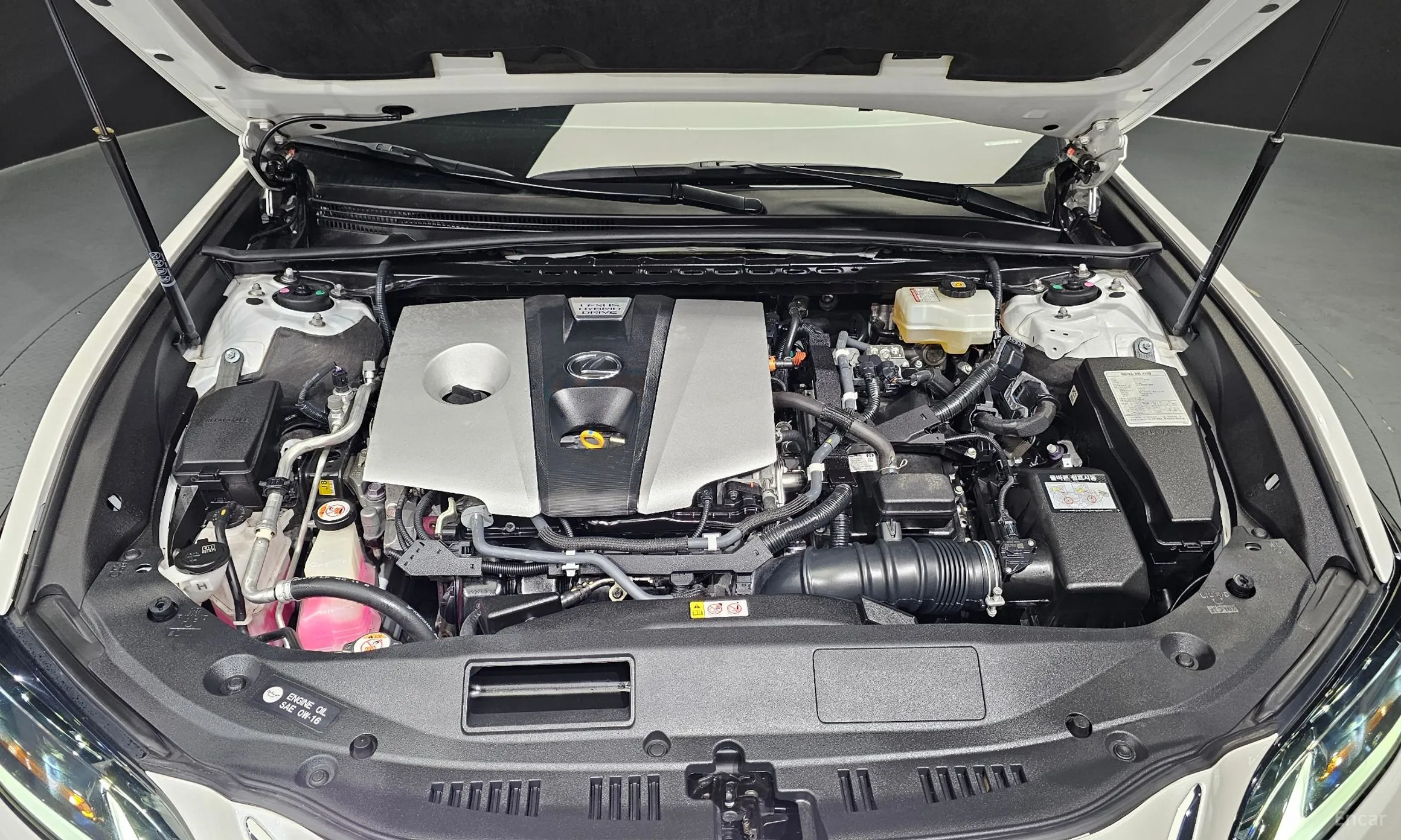 Lexus ES300h 7th Generation превью 6