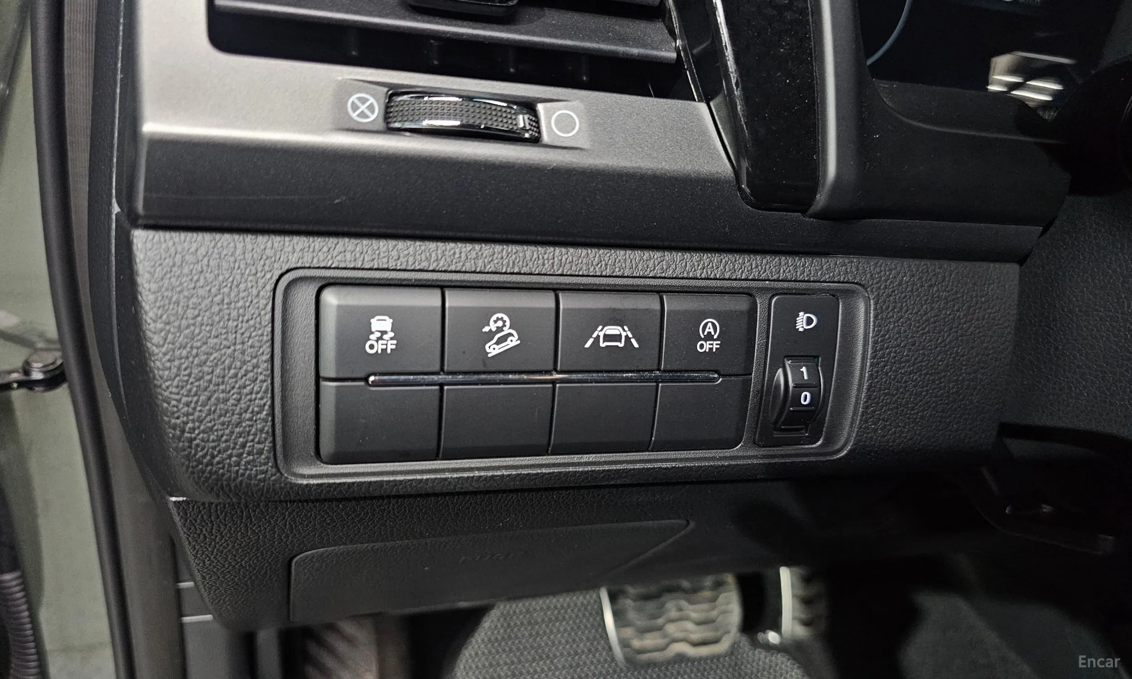 KG Mobility (SsangYong) Rexton Sports Khan превью 16