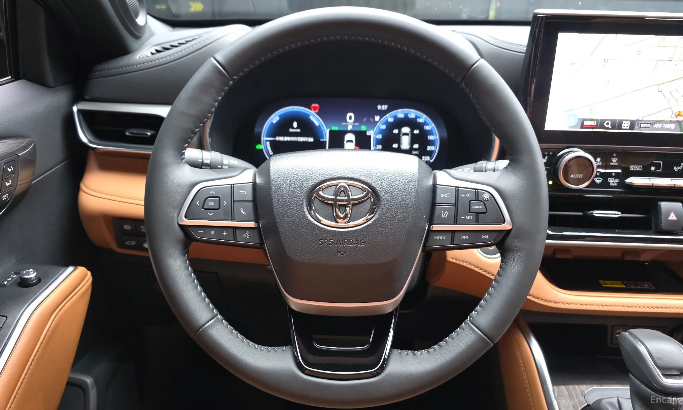 Toyota Highlander превью 13
