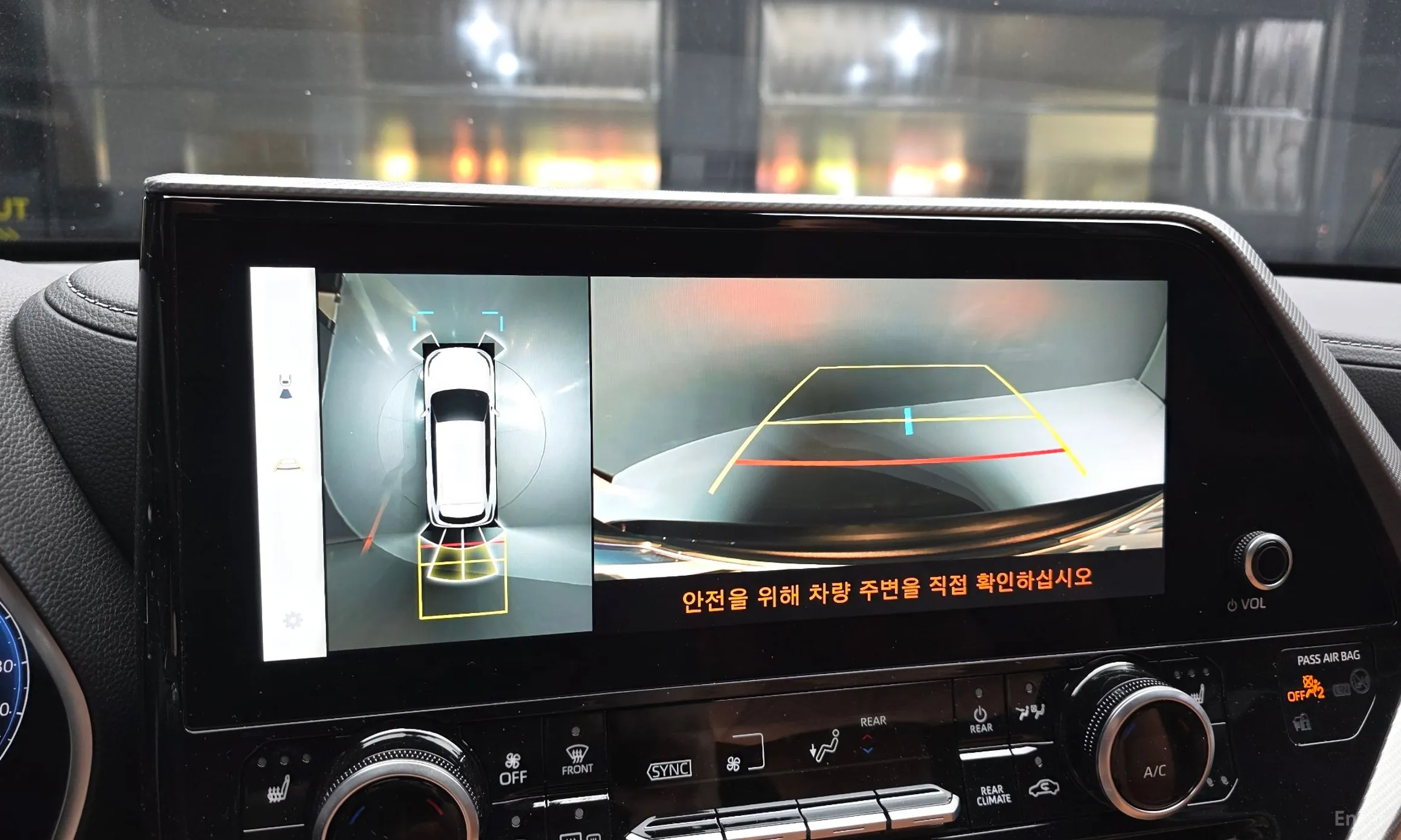 Toyota Highlander превью 14
