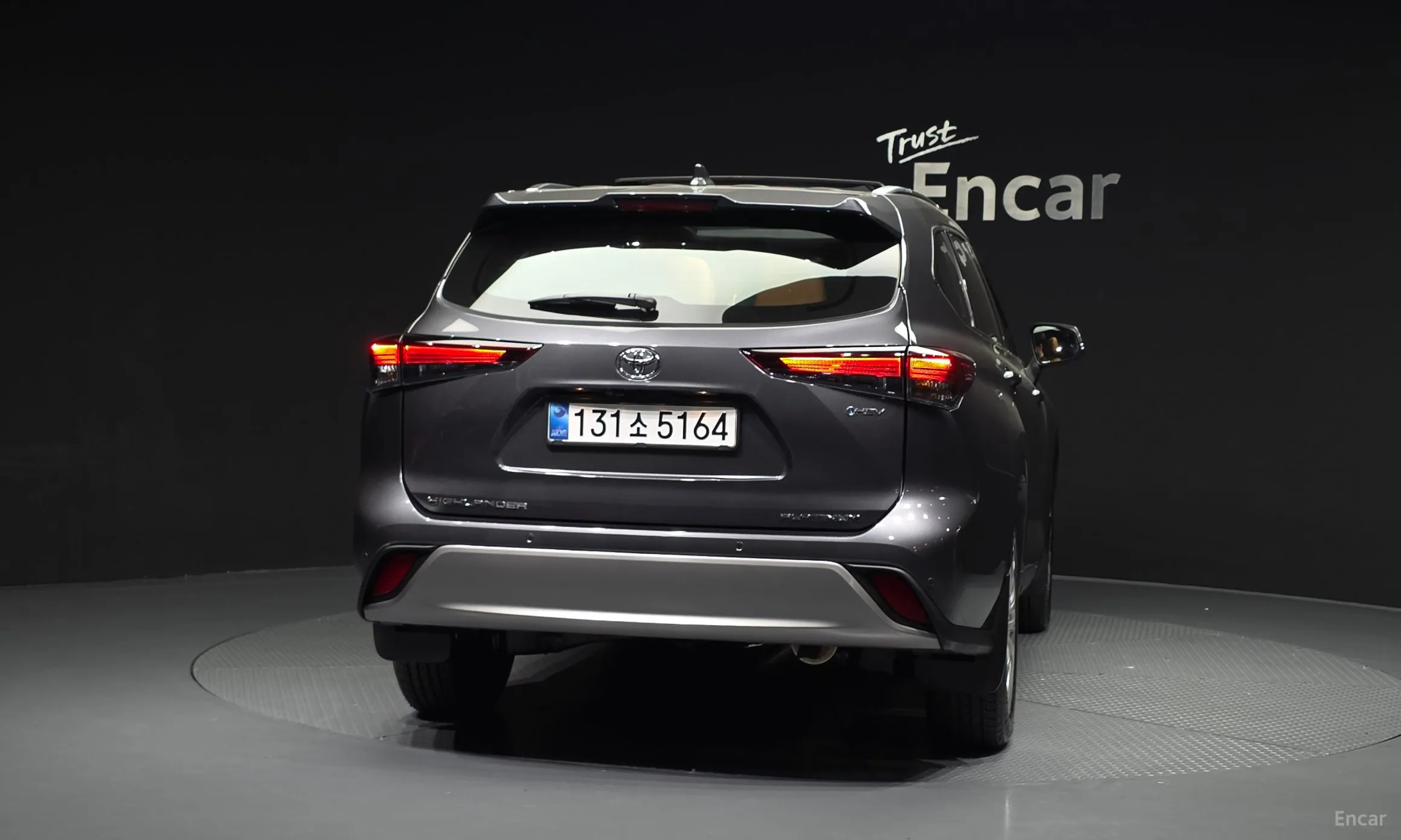 Toyota Highlander превью 4