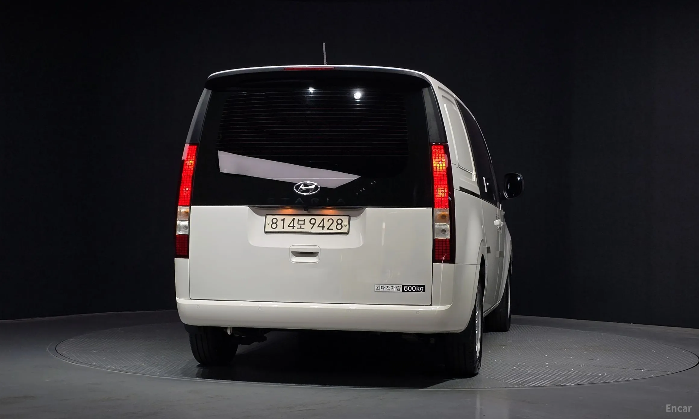 Hyundai Staria превью 4