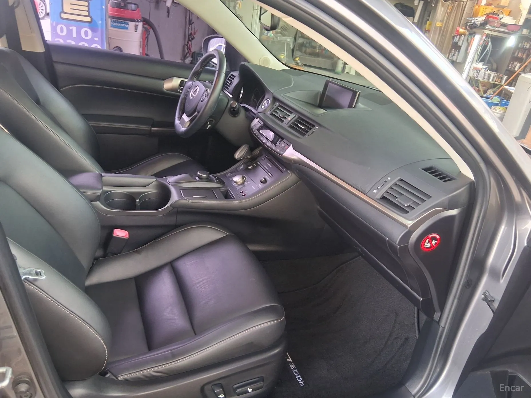 Lexus CT200h превью 4