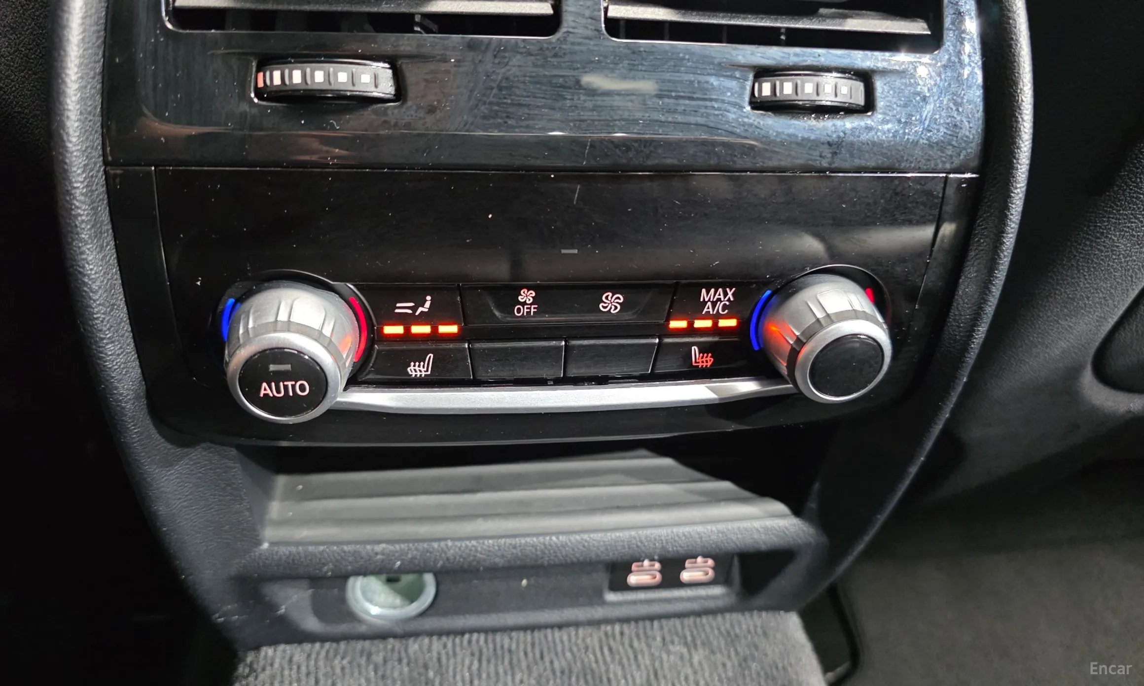 BMW 5 Series (G30) превью 18