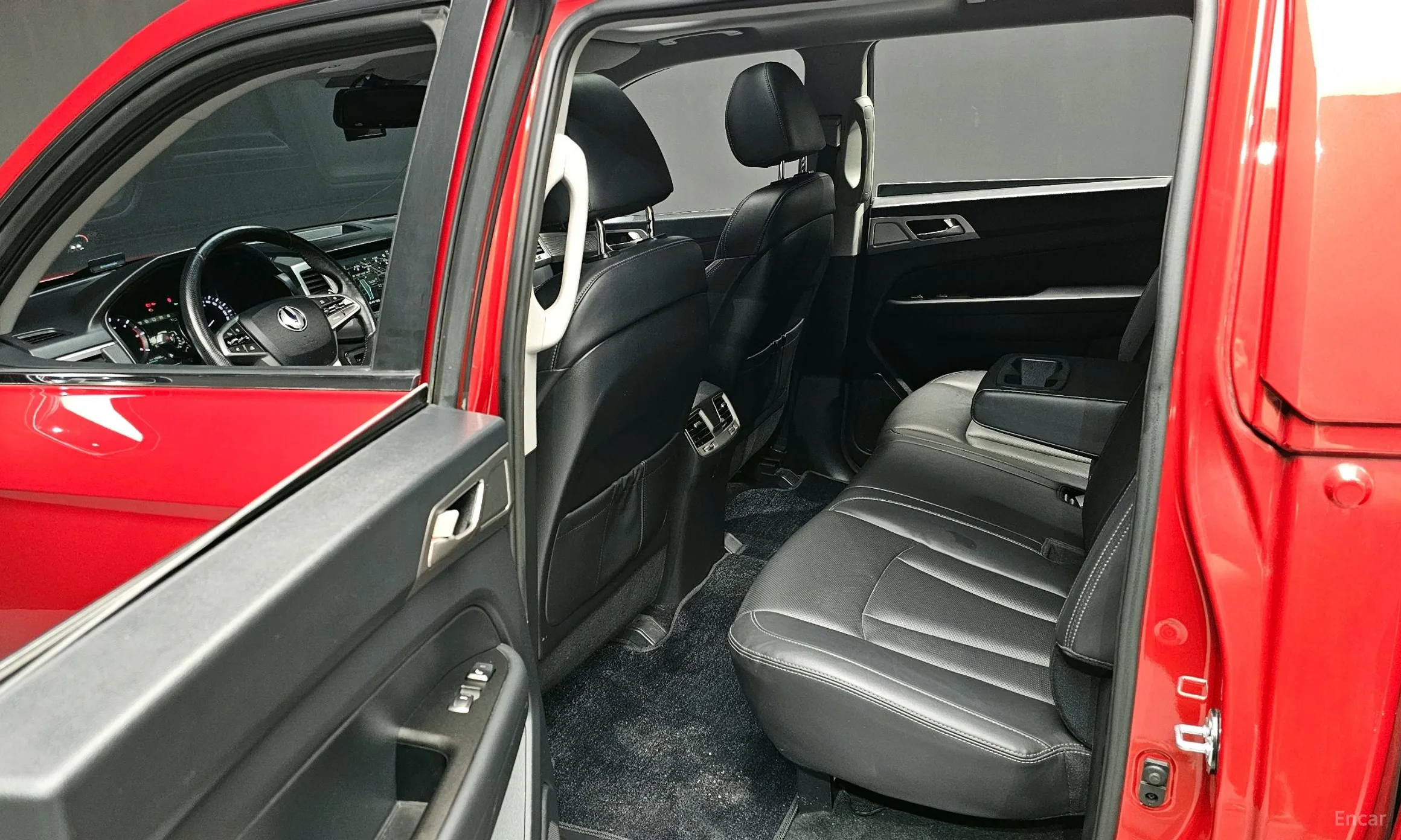 KG Mobility (SsangYong) Rexton Sports превью 11