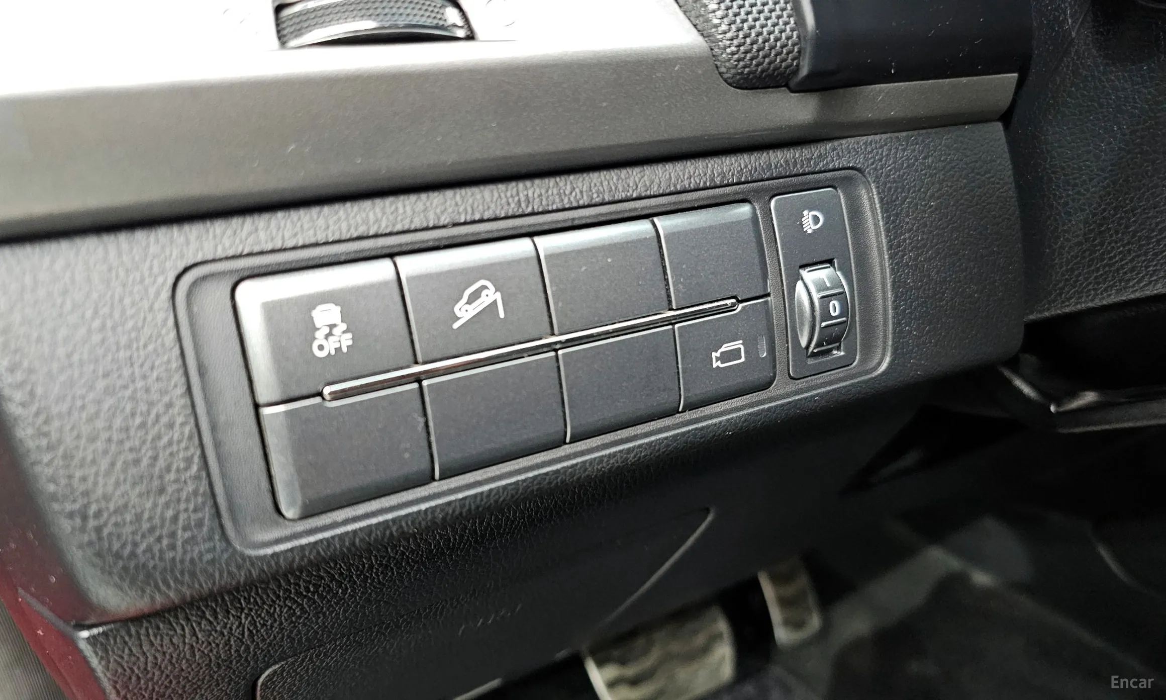KG Mobility (SsangYong) Rexton Sports превью 18