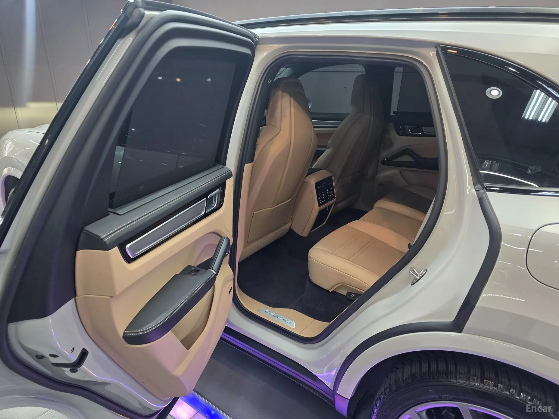 Porsche Cayenne (PO536) превью 18