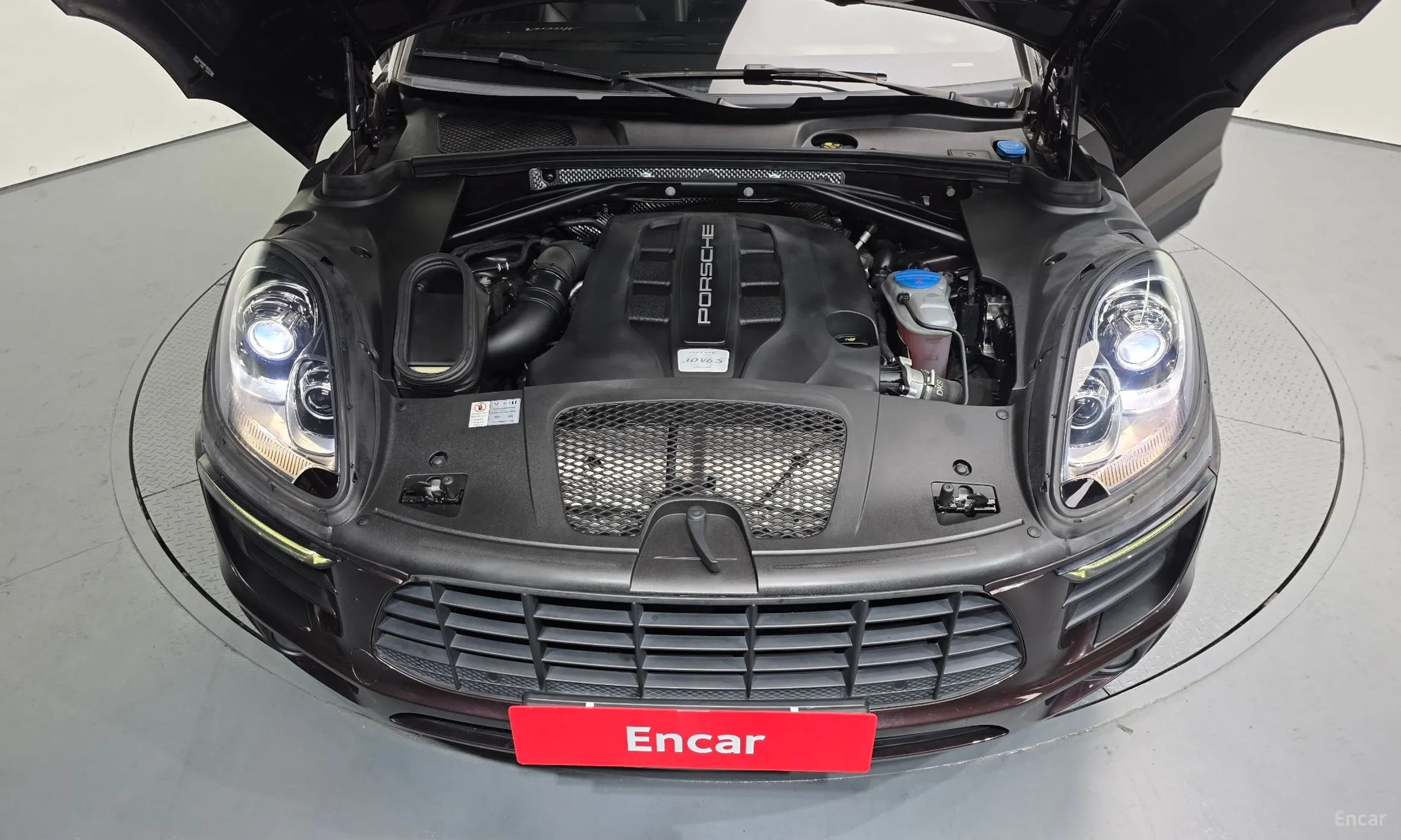 Porsche Macan превью 6
