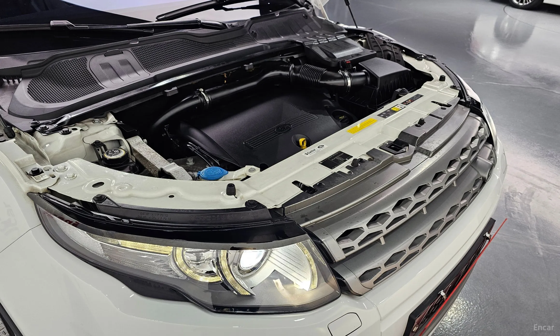 Land Rover Range Rover Evoque превью 6