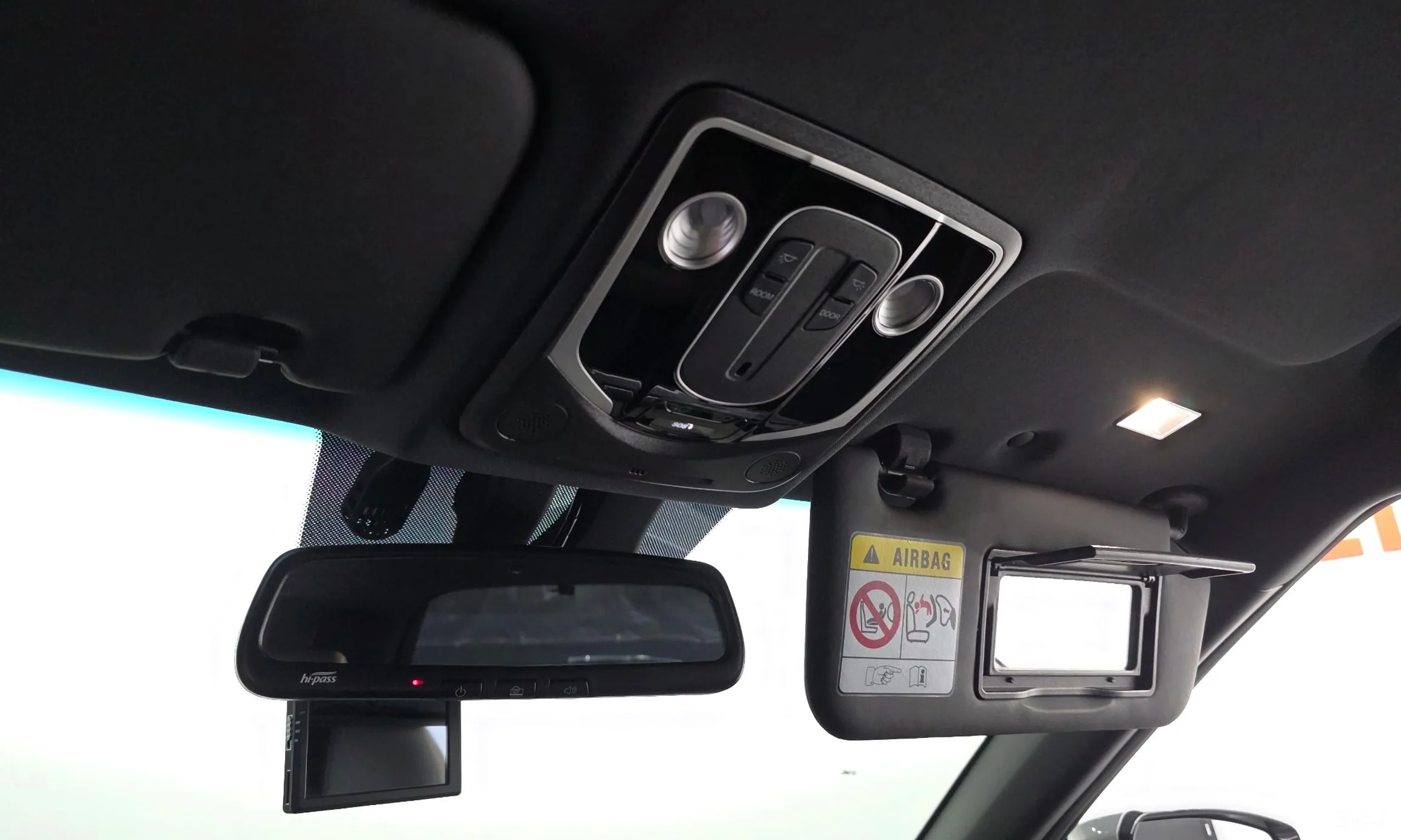 KG Mobility (SsangYong) Torres превью 18