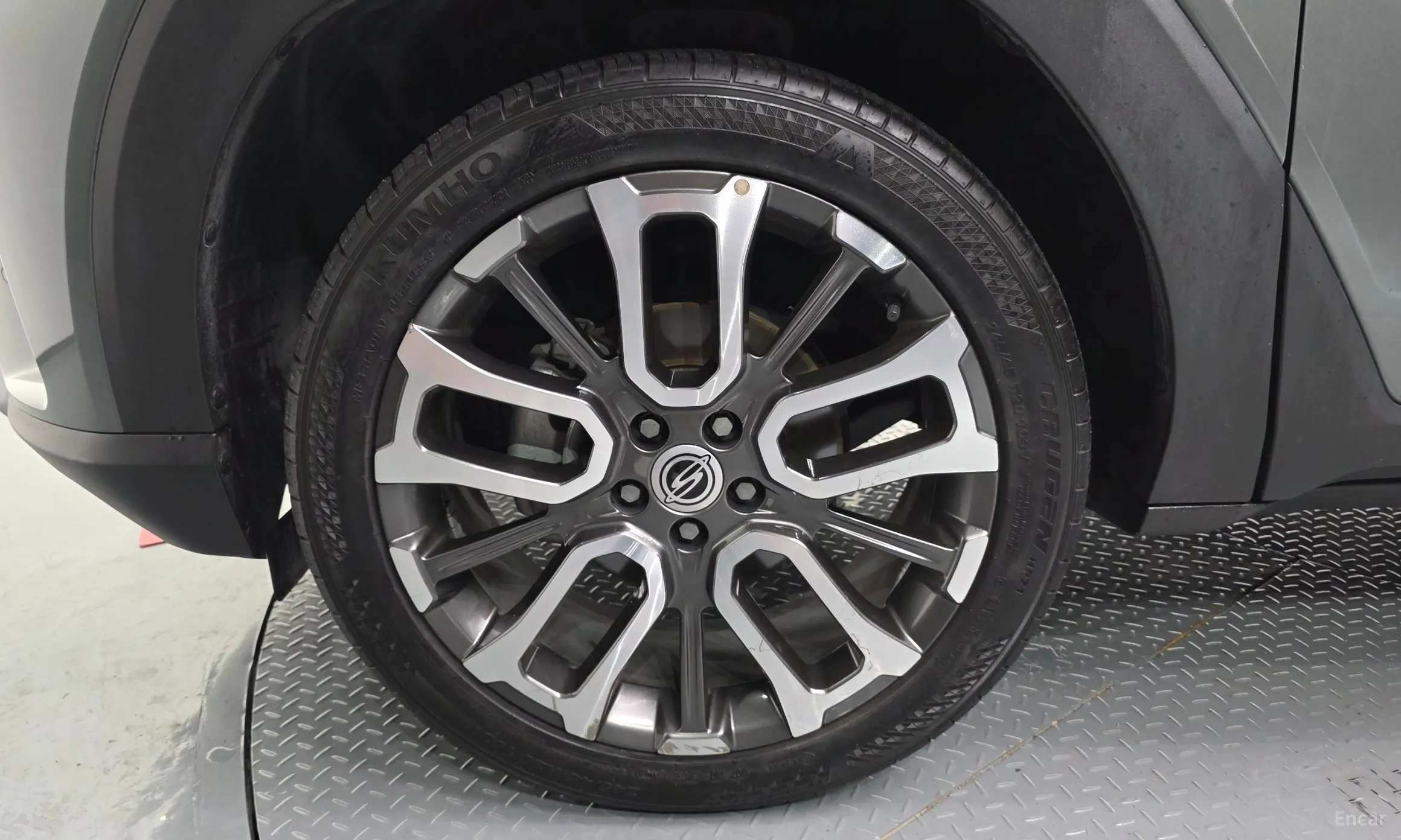 KG Mobility (SsangYong) Torres превью 5