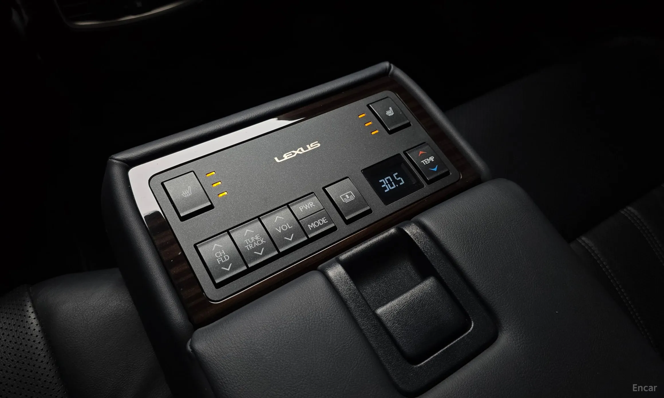 Lexus New ES300h превью 18