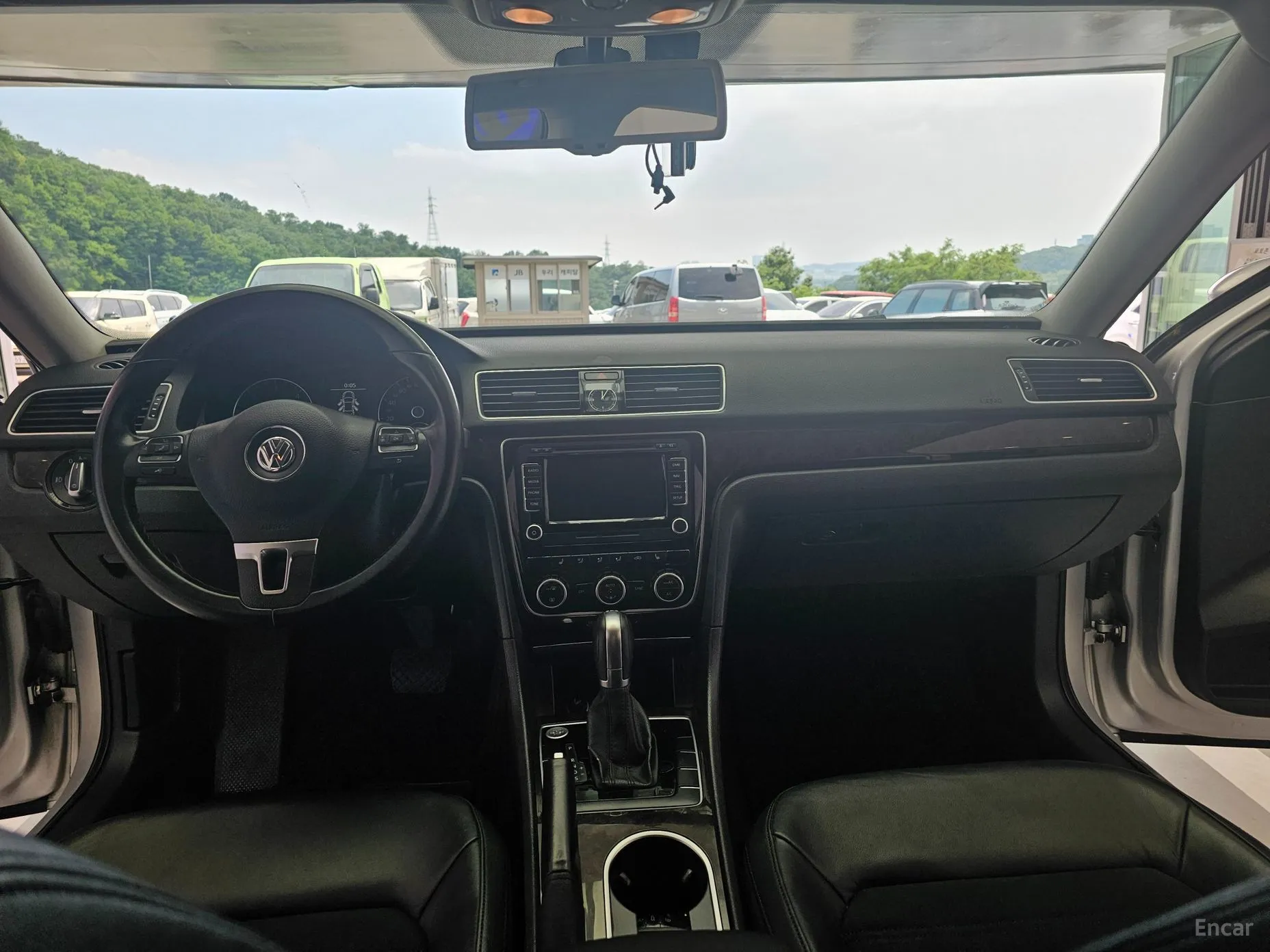 Volkswagen The New Passat превью 12