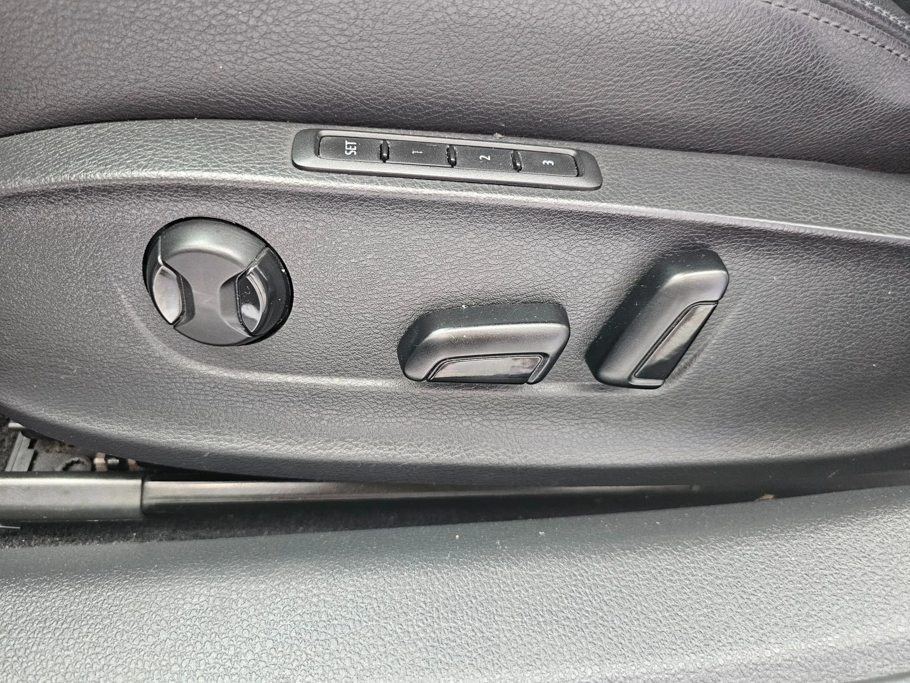 Volkswagen The New Passat превью 13
