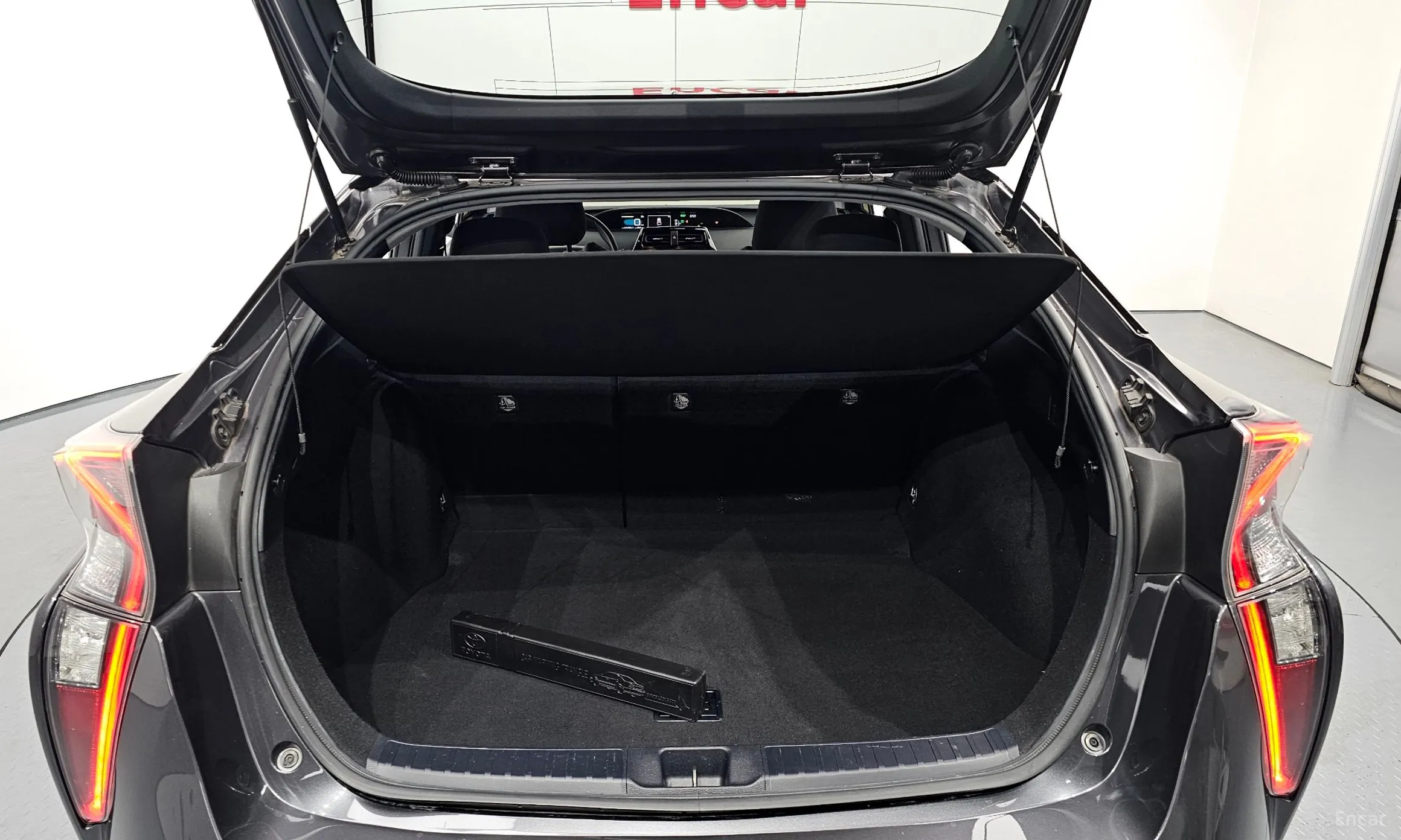 Toyota Prius 4th Generation превью 20
