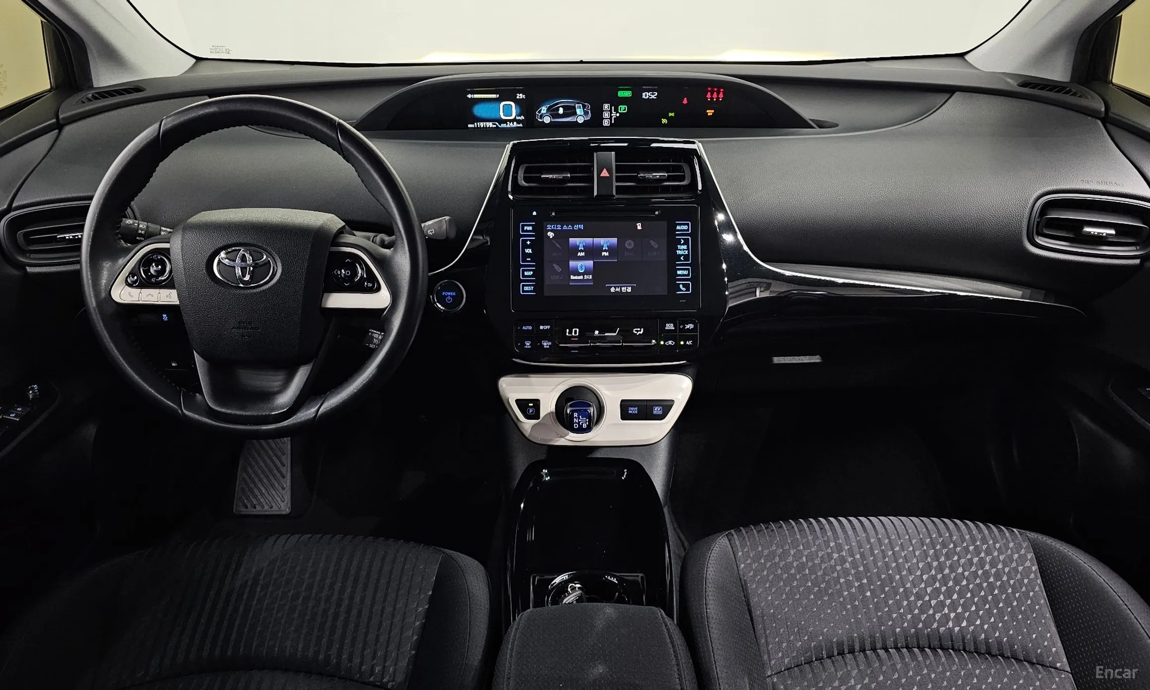 Toyota Prius 4th Generation превью 7