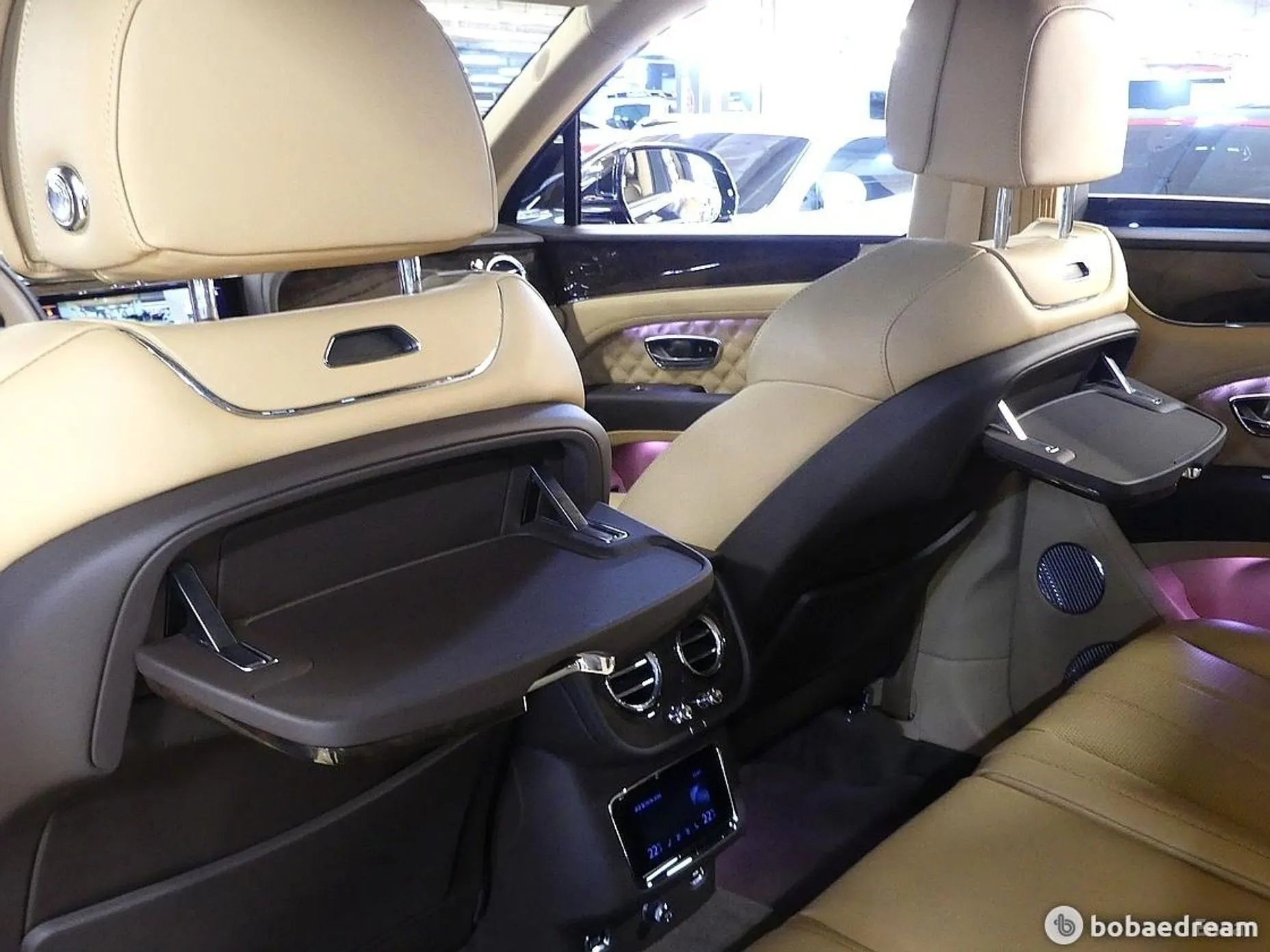 Bentley Bentayga превью 20