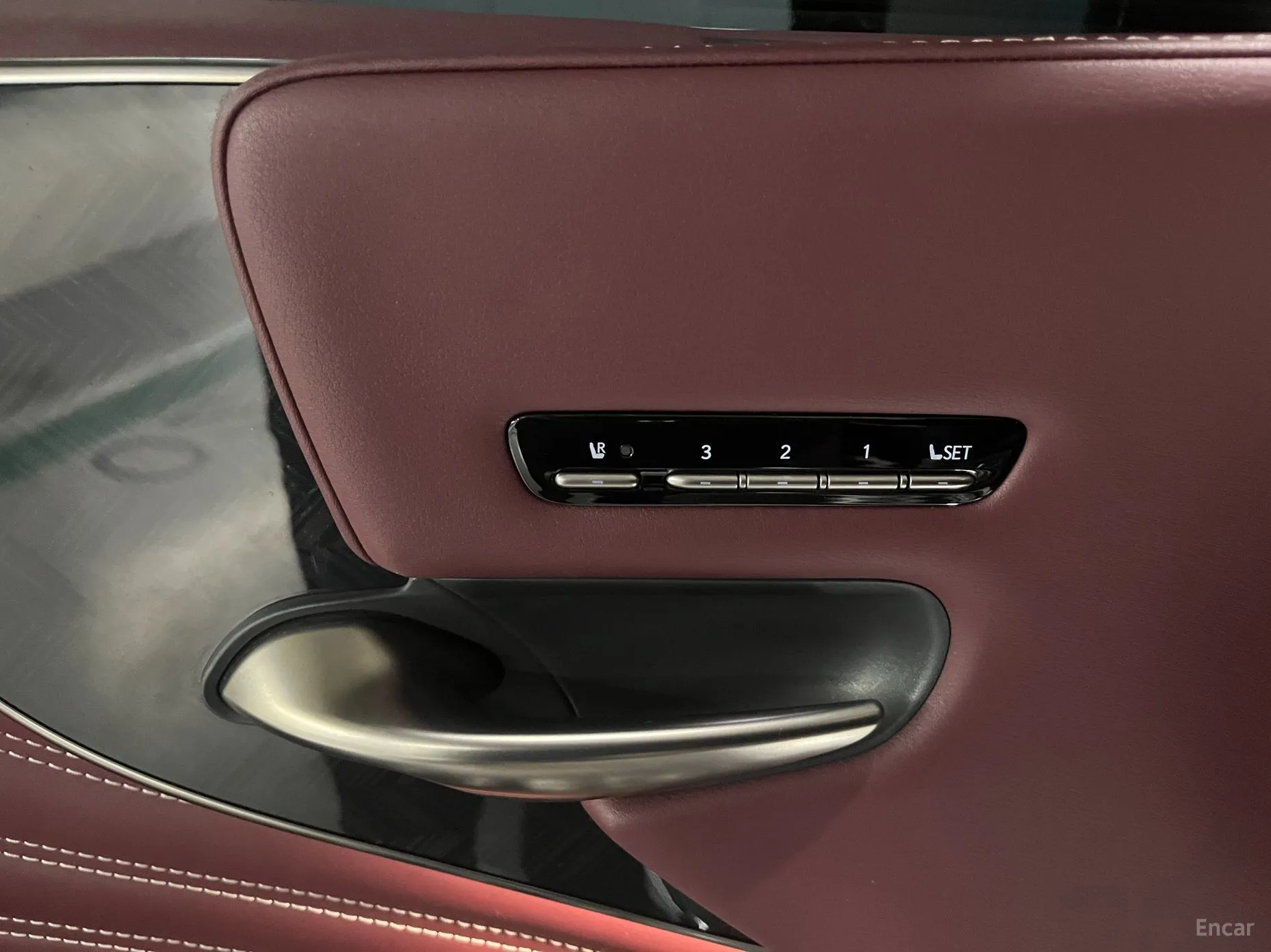 Lexus LS500 5th Generation превью 18