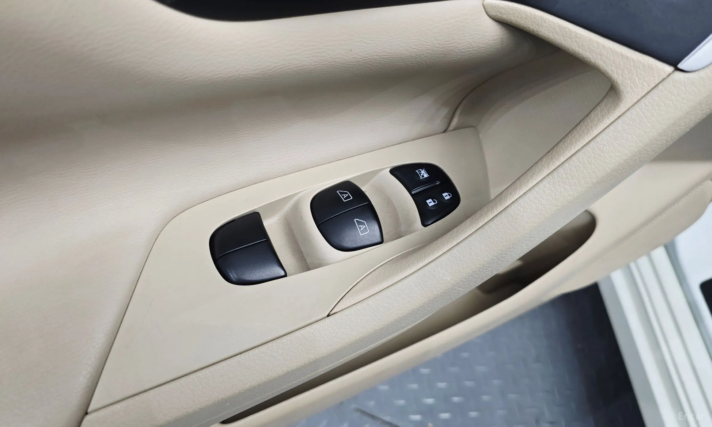 Nissan Altima превью 15