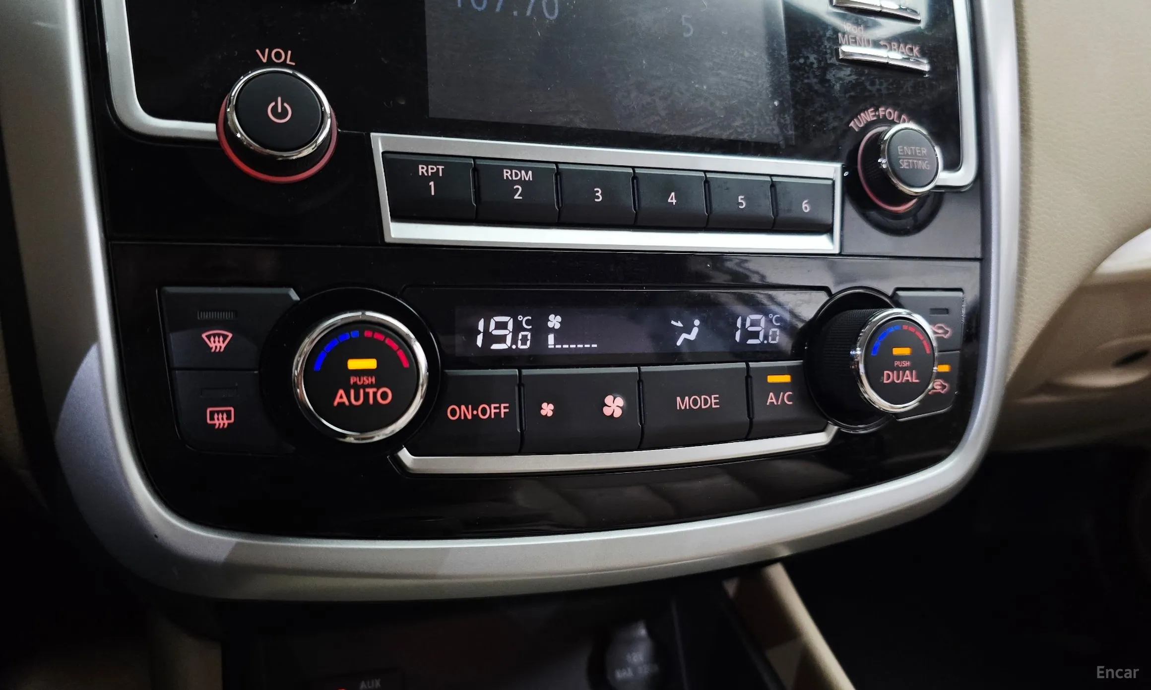 Nissan Altima превью 18