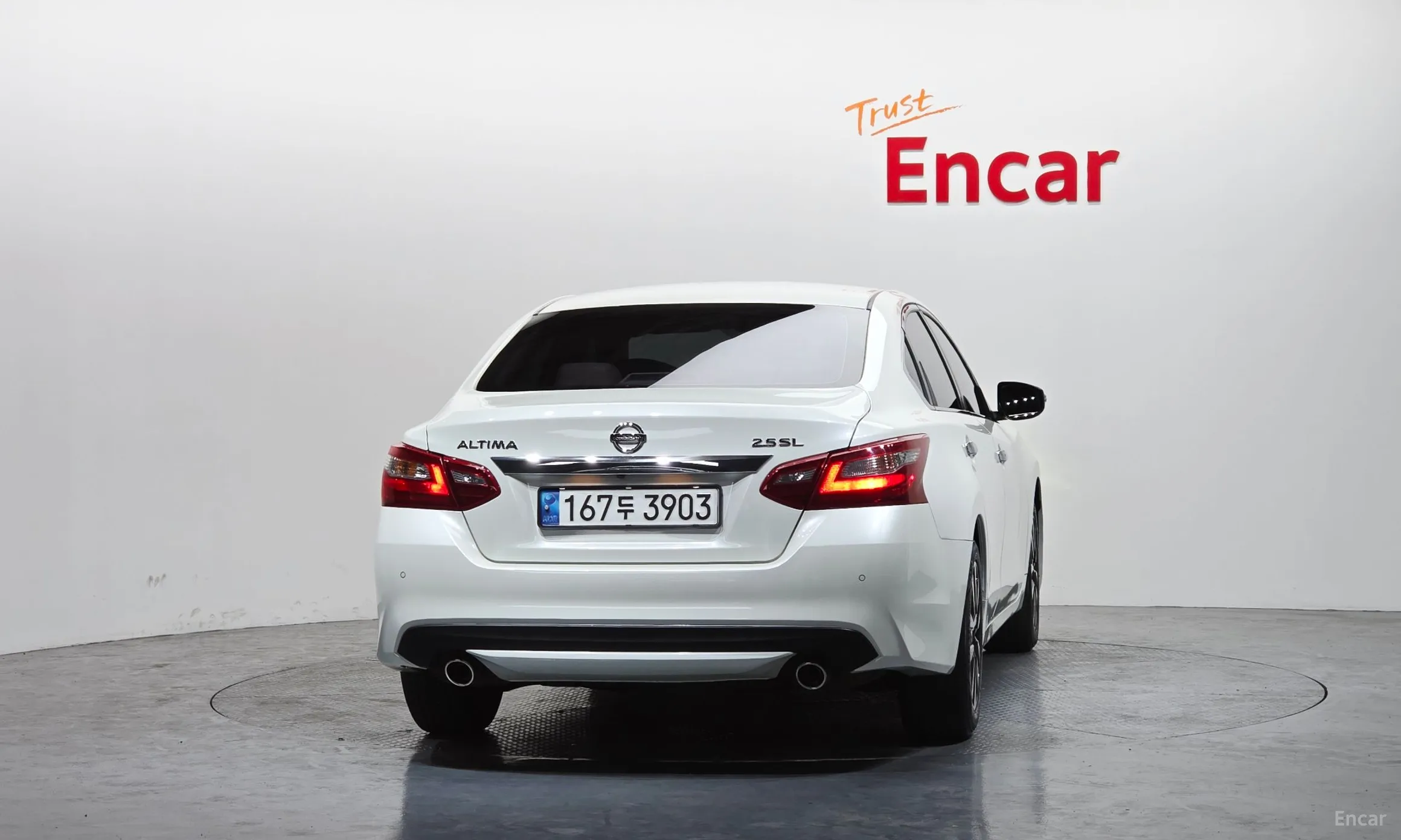 Nissan Altima превью 4