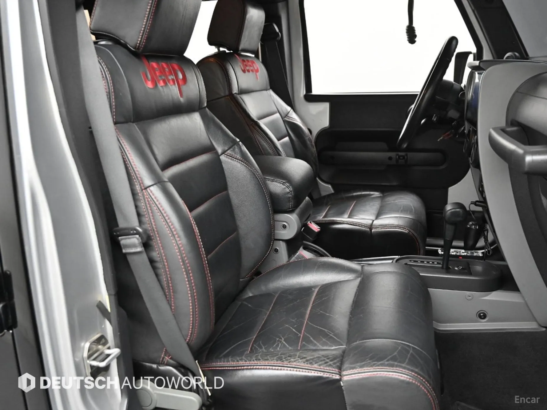 Jeep Wrangler (JK) превью 10