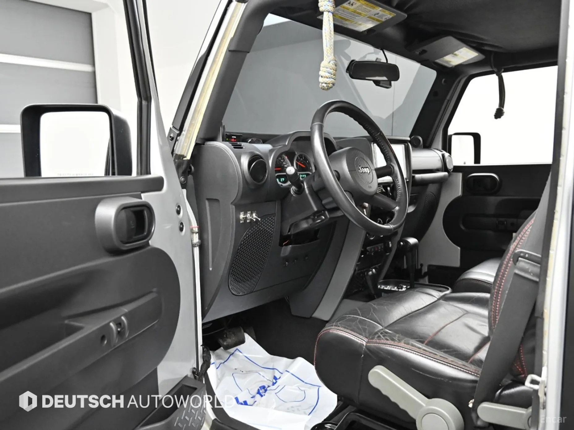 Jeep Wrangler (JK) превью 11