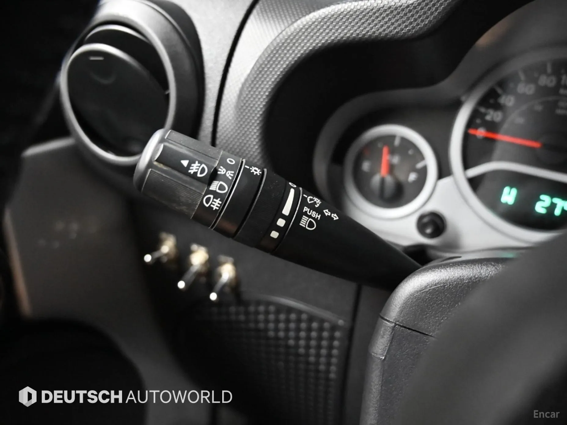 Jeep Wrangler (JK) превью 16