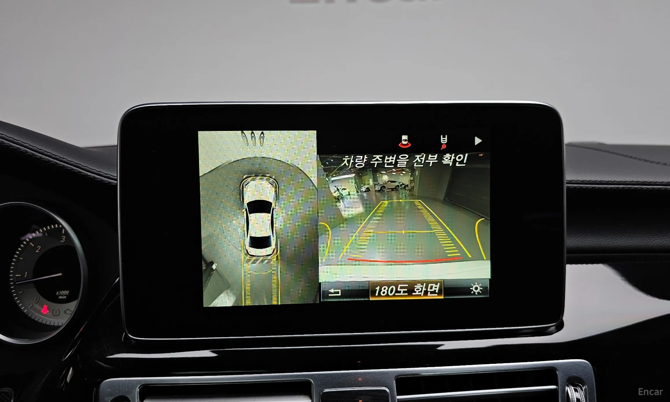 Mercedes Benz CLS-Class W218 превью 15