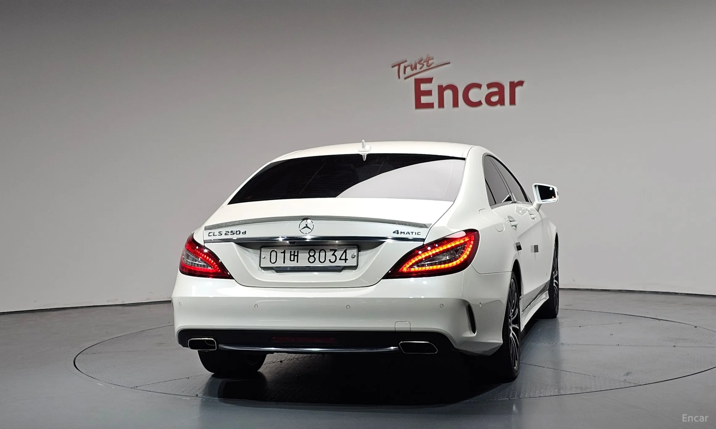 Mercedes Benz CLS-Class W218 превью 4