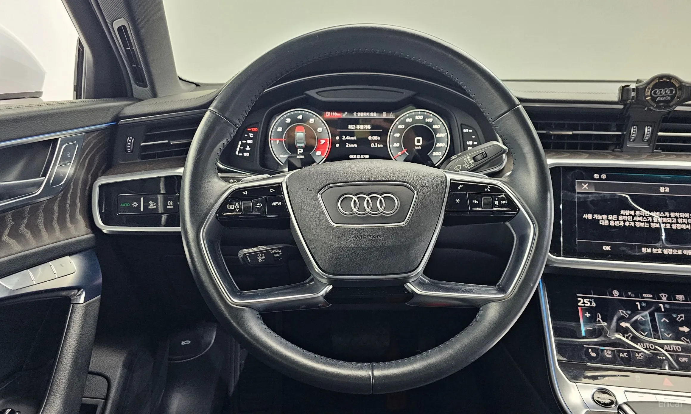 Audi A6 (C8) превью 13