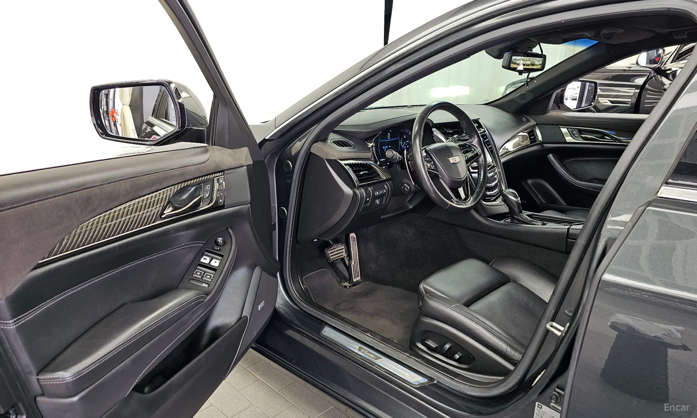 Cadillac CTS Gen 3 превью 10